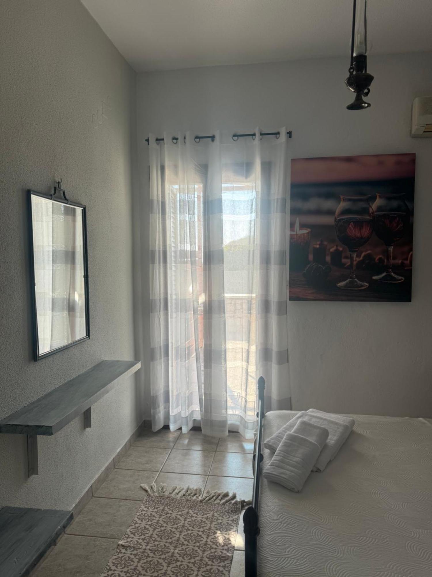 Bed & Breakfast Lithos By The Sea Neo Oitilo