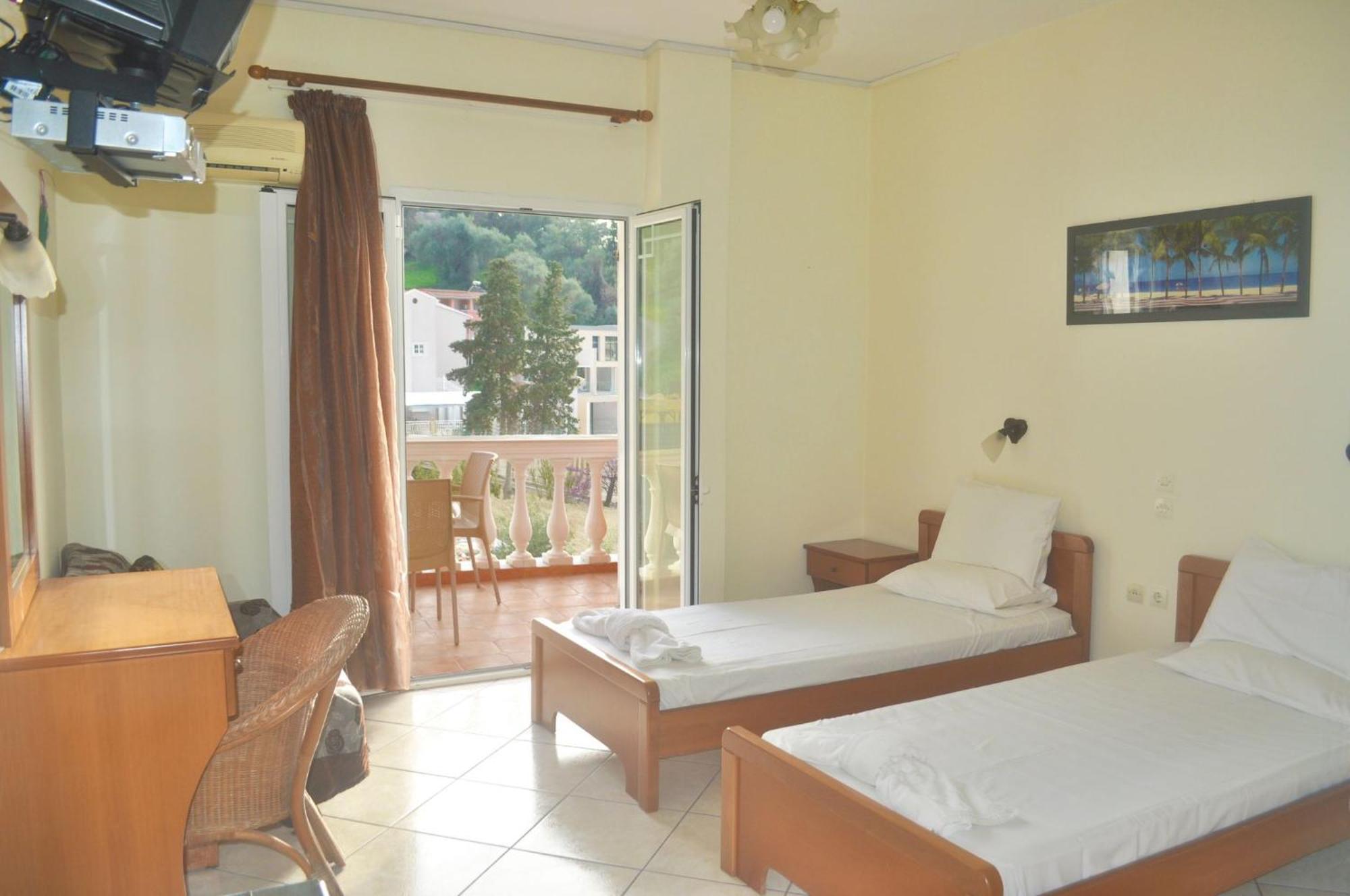 House Letta In A Very Quiet Location Agios Gordios Apartment *