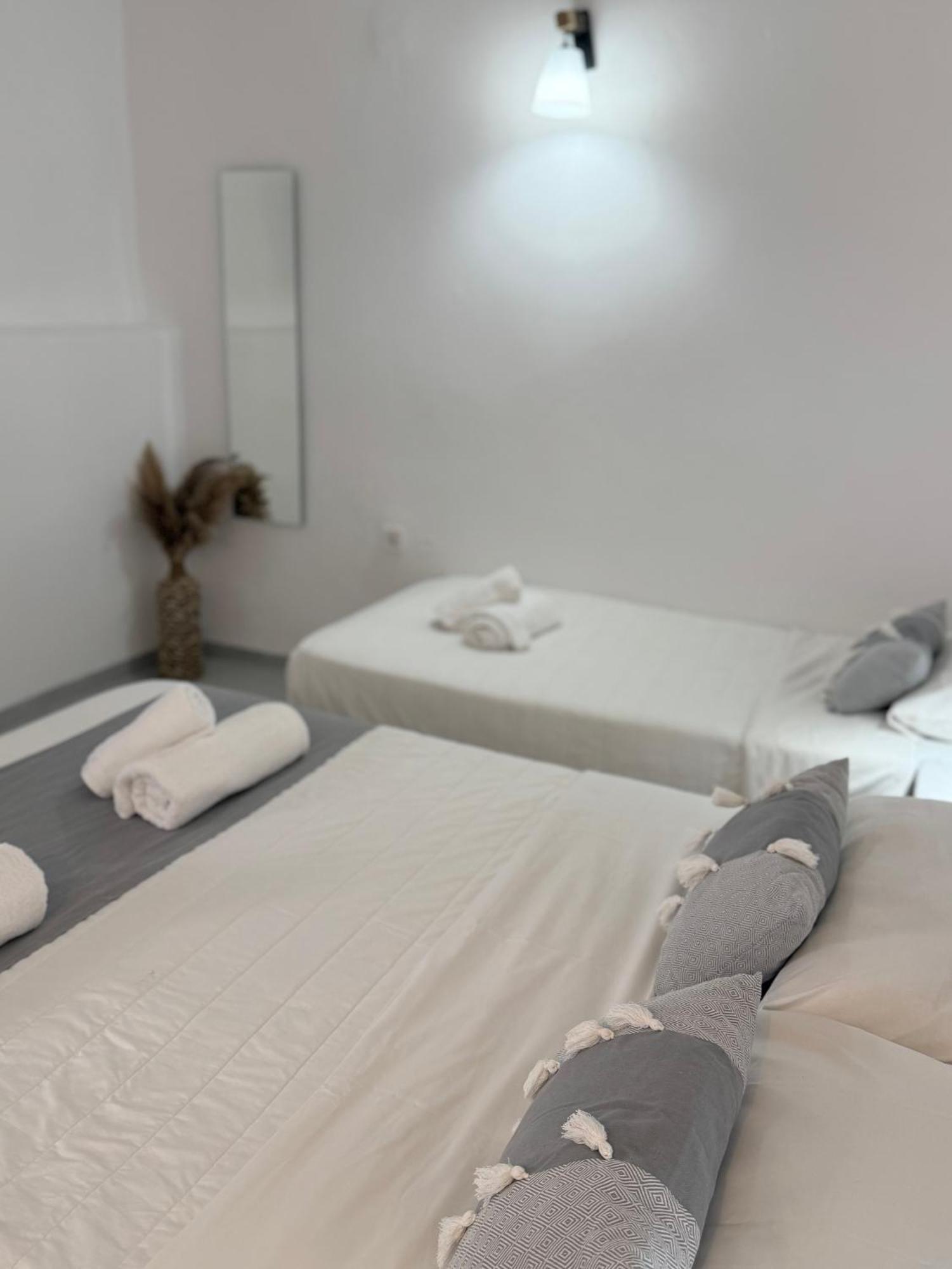 Sepal Hotel Fira (Santorini)