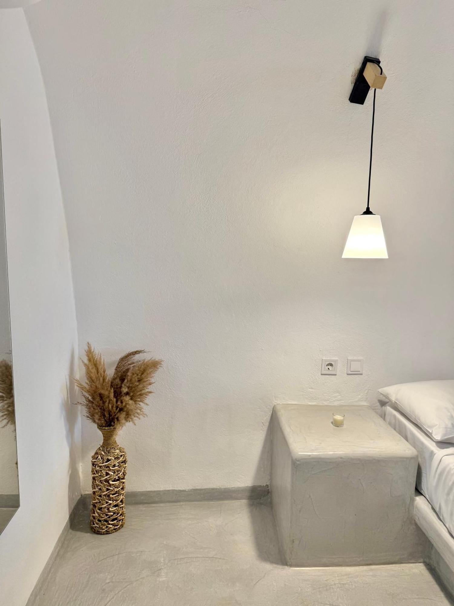 Sepal Hotel Fira (Santorini)