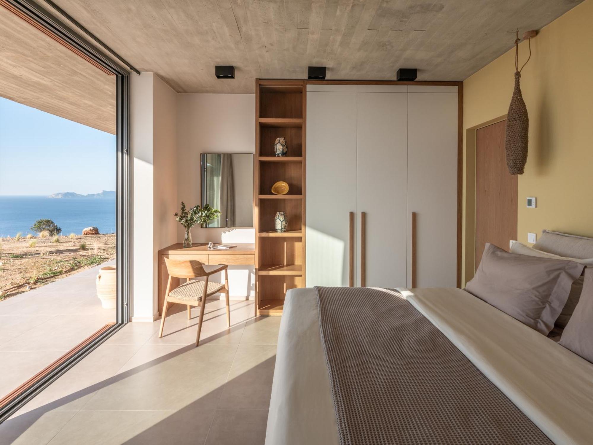 Keras Cliff House Villa