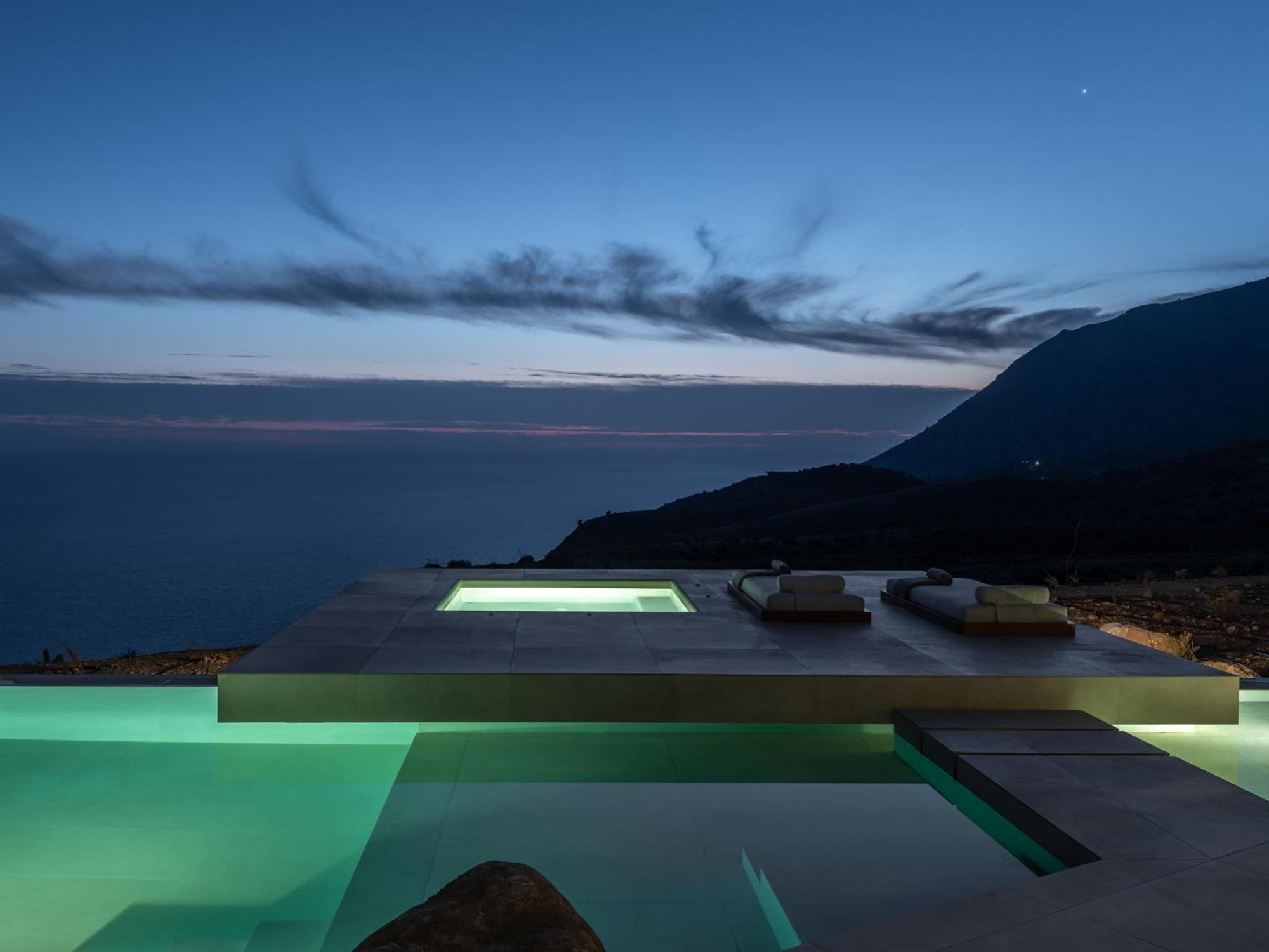 Keras Cliff House Villa *