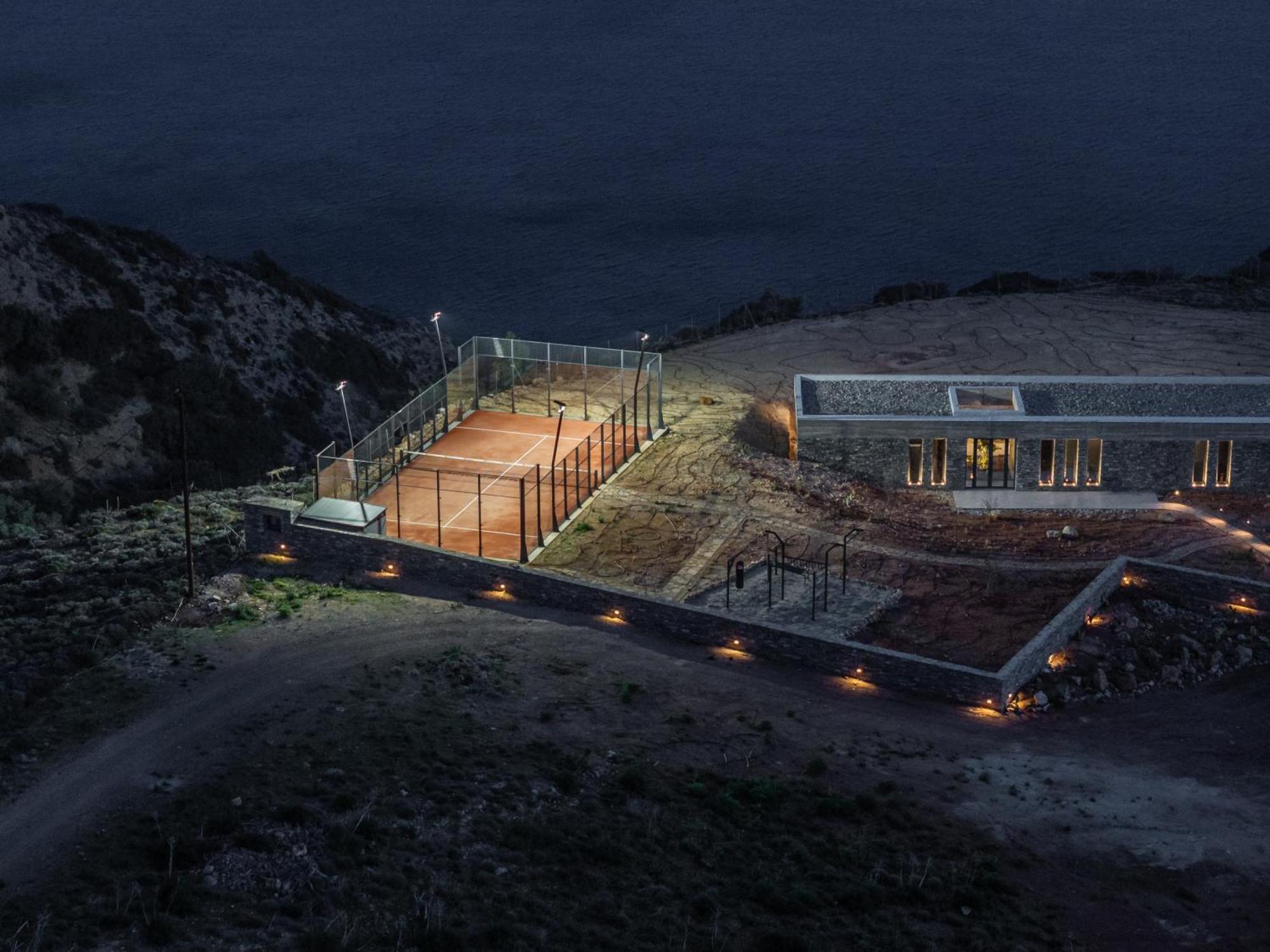 Keras Cliff House Villa