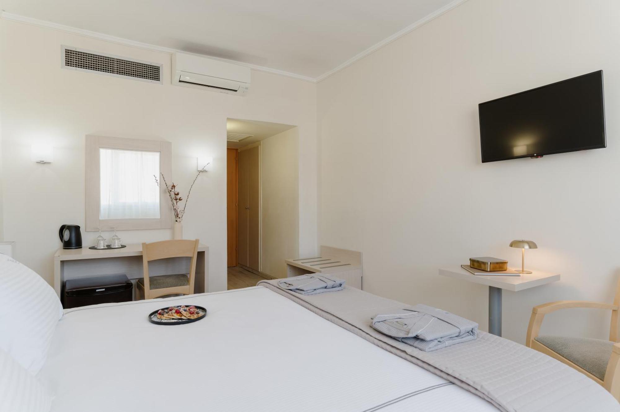 Nestos Hotel 3*