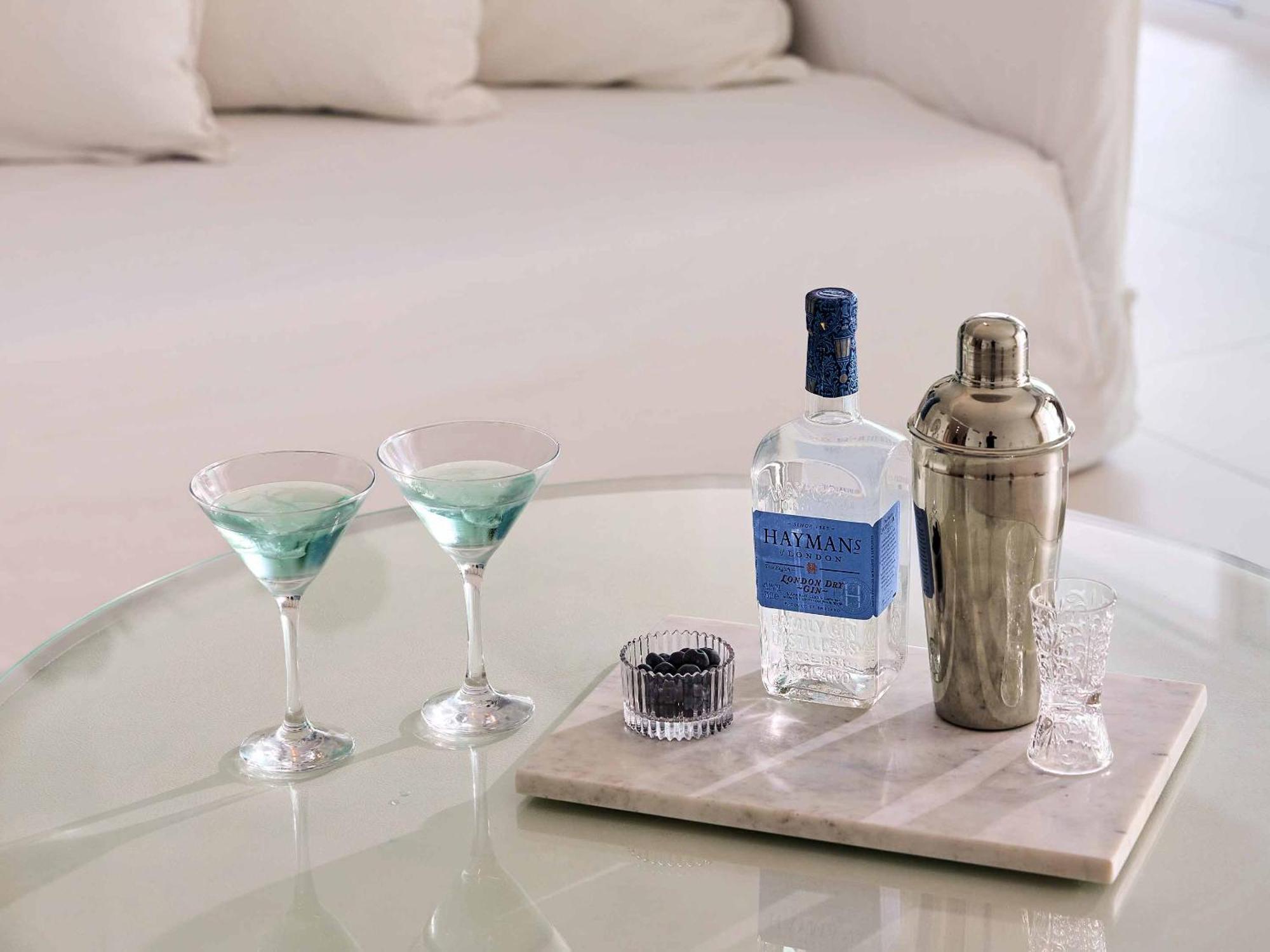 Resort Grecotel Luxme White