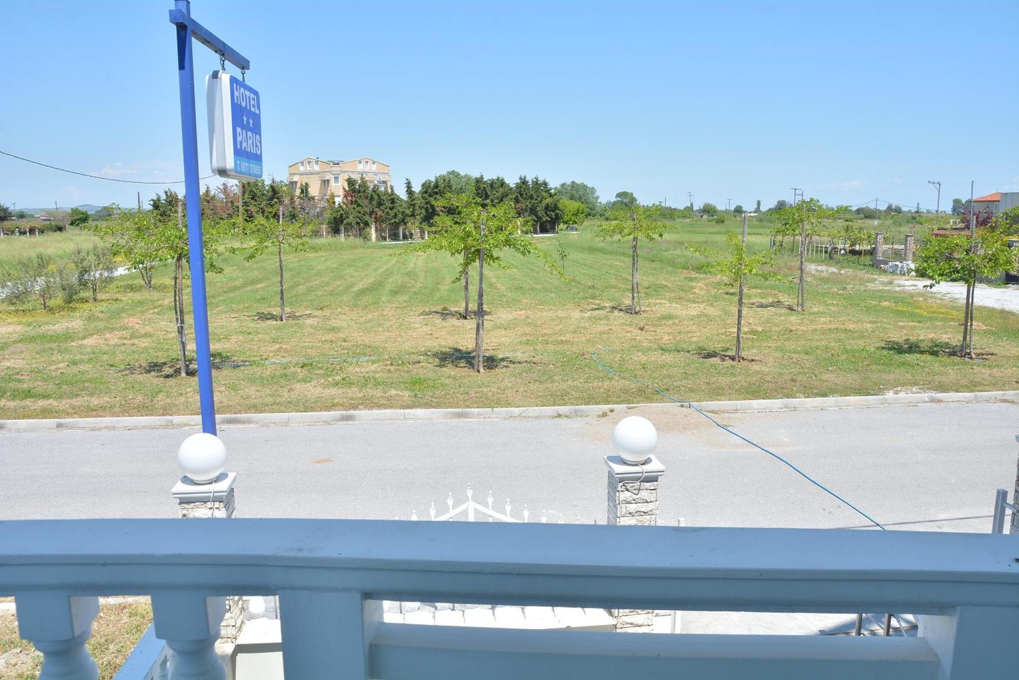 Paris Paralia Katerinis