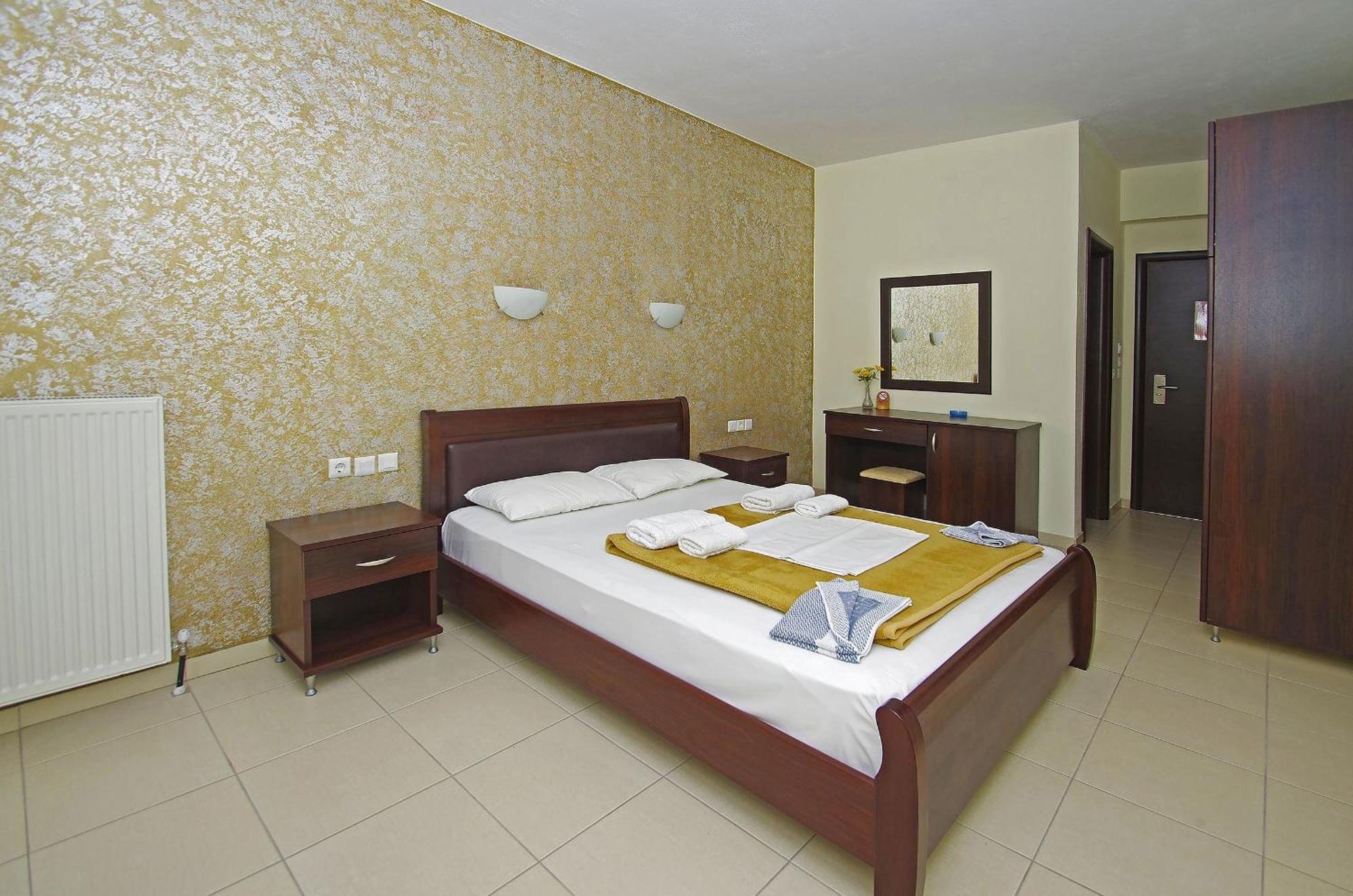 Hotel Paris 2*