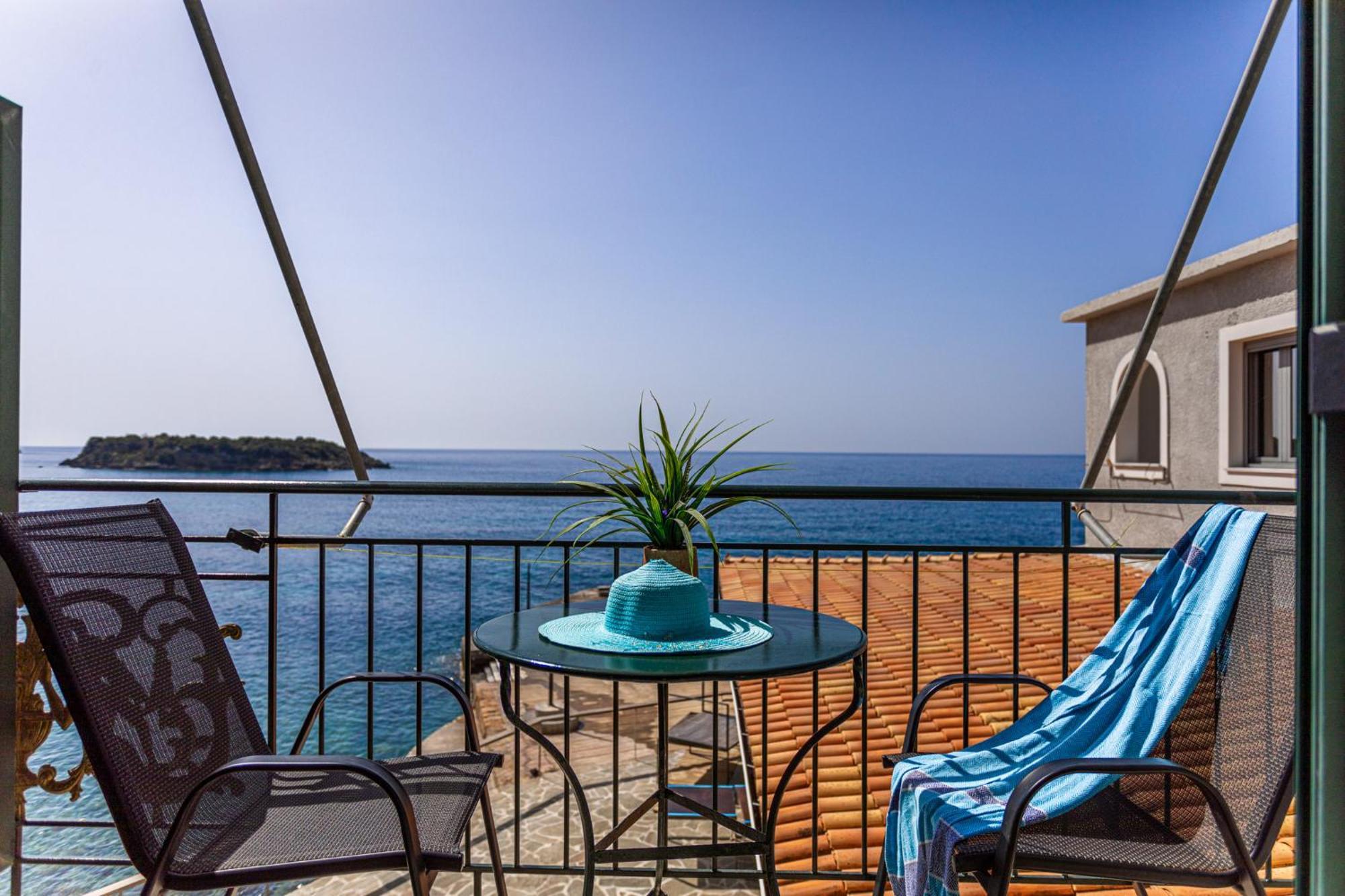 Marina Aparthotel *