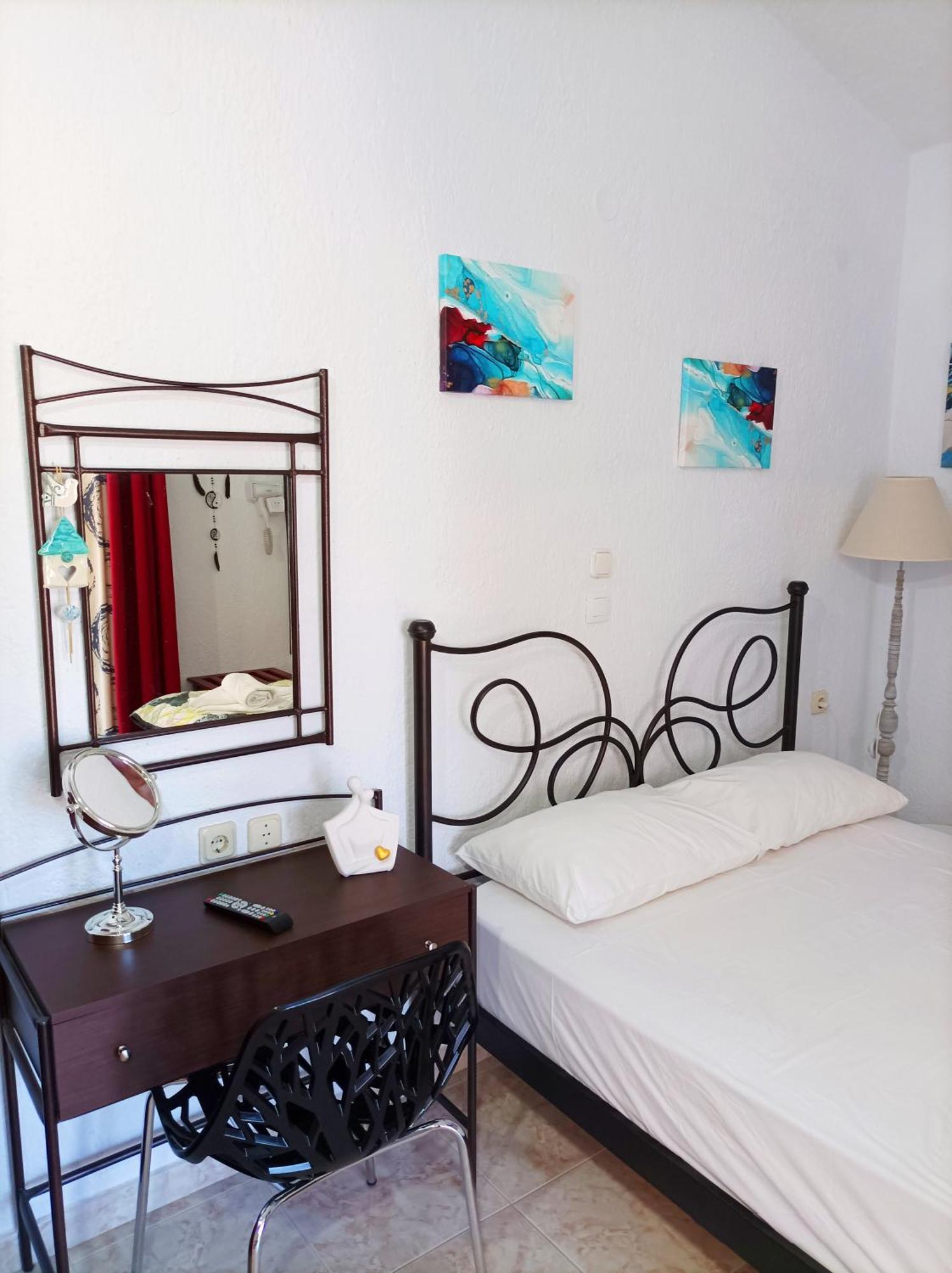 Guest house ιno Skiathos Town