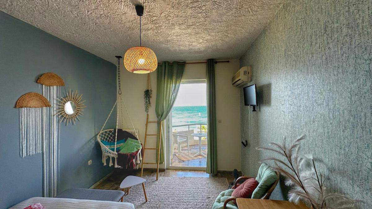 Akasha Waves Apartment *