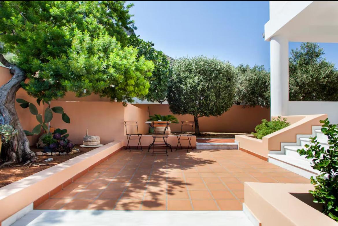 Artemis Luxury - Private Pool Oasis *