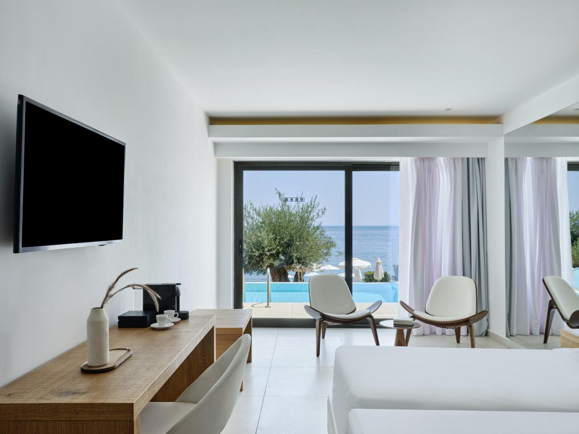 Hotel Atlantica Nissaki - Adults Only 4*