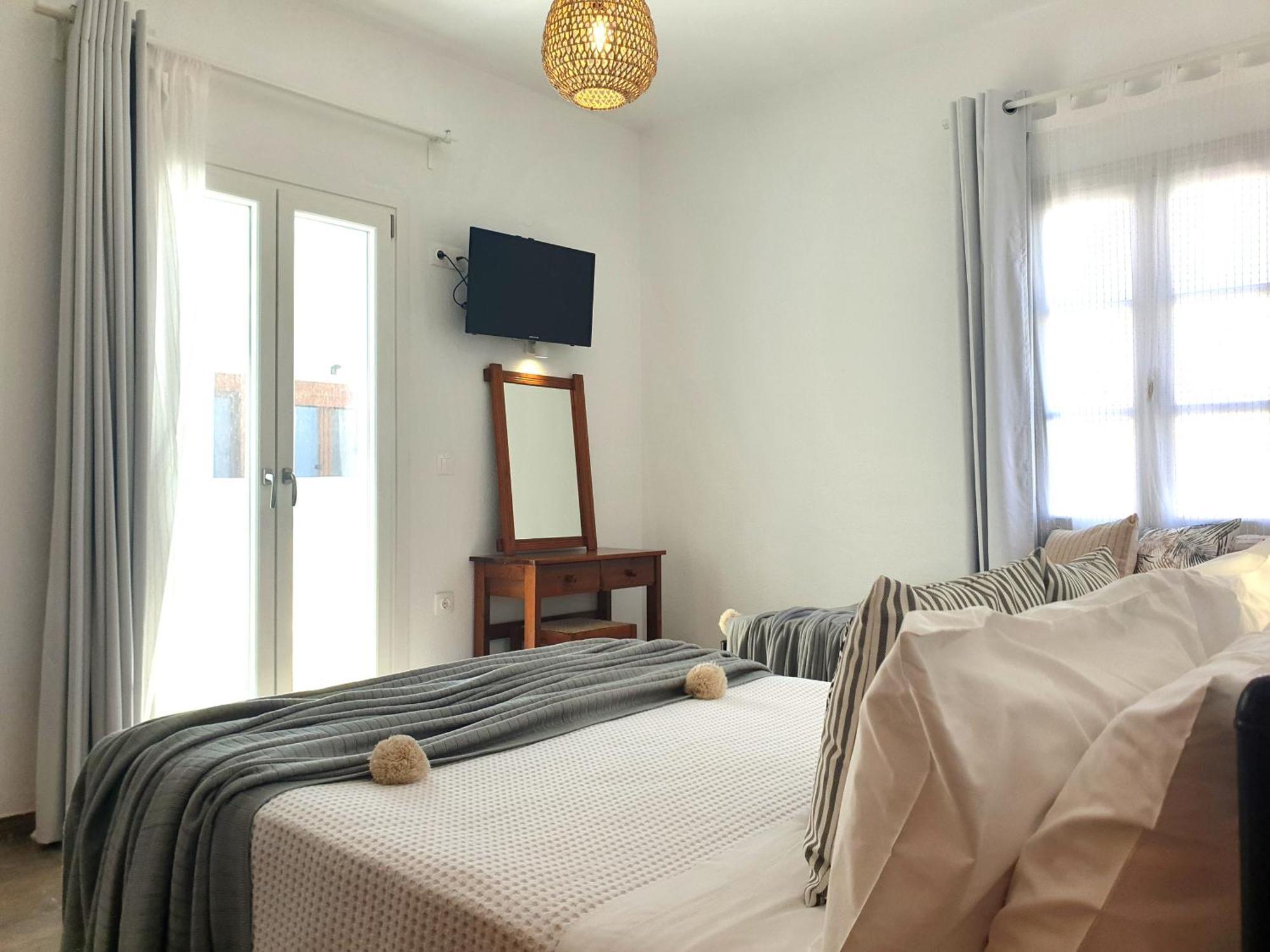 Anemos Town Apartment
