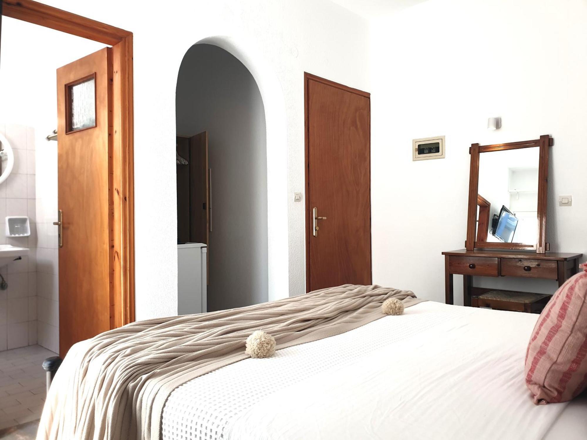 Anemos Town Apartment Naxos City