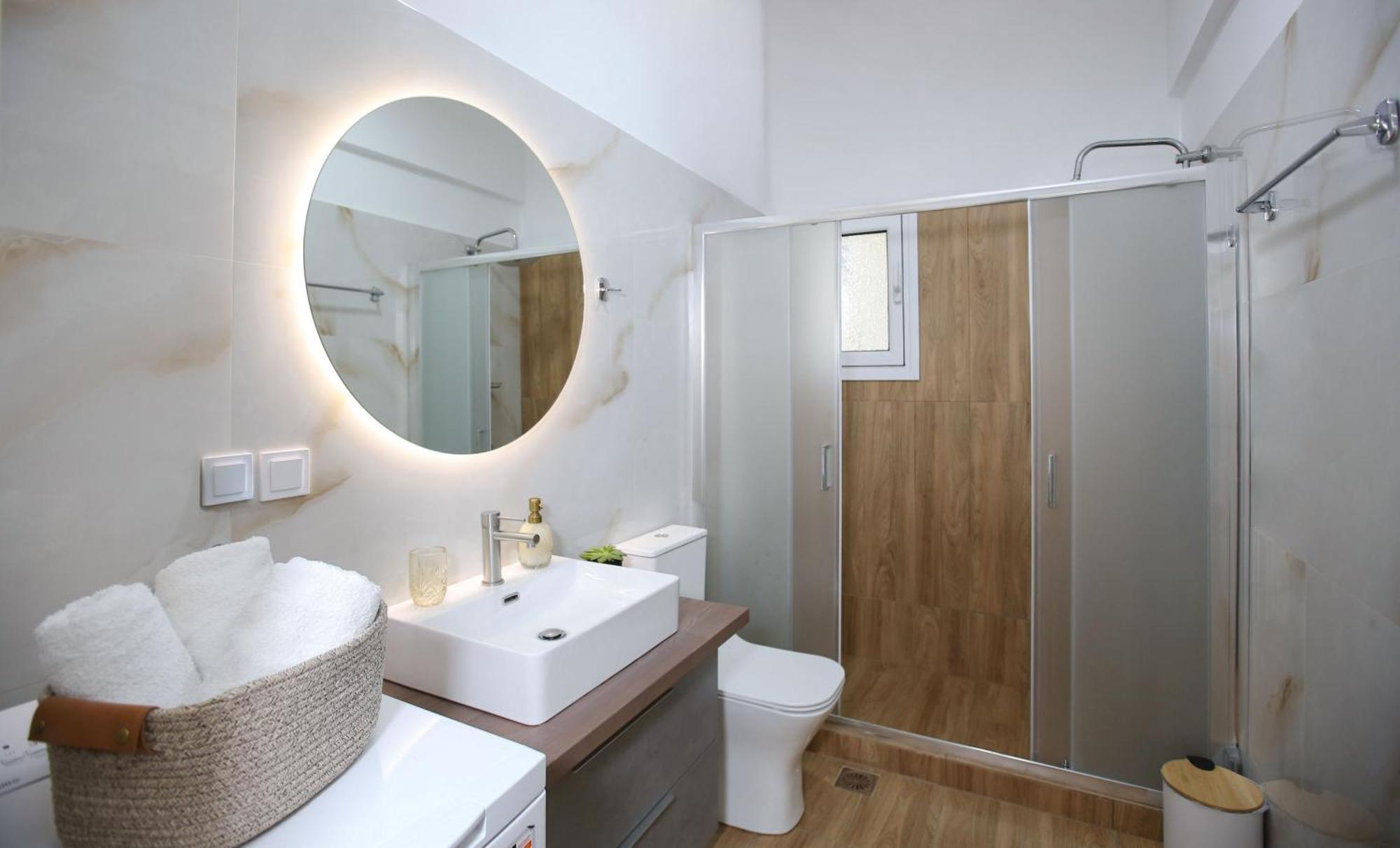 Kamena Elegance Apartment Kamena Vourla