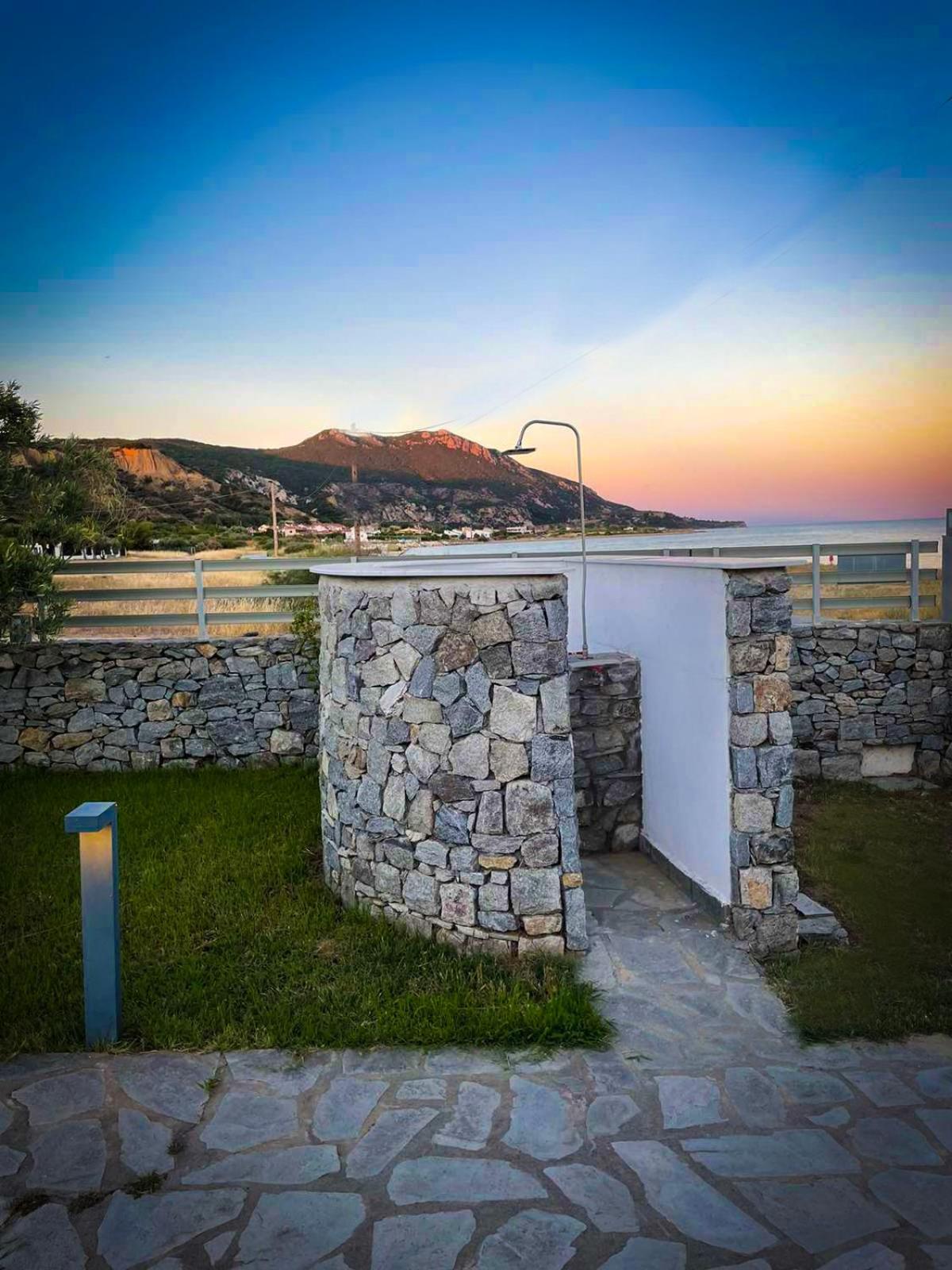 Only Blue Villa Kariani