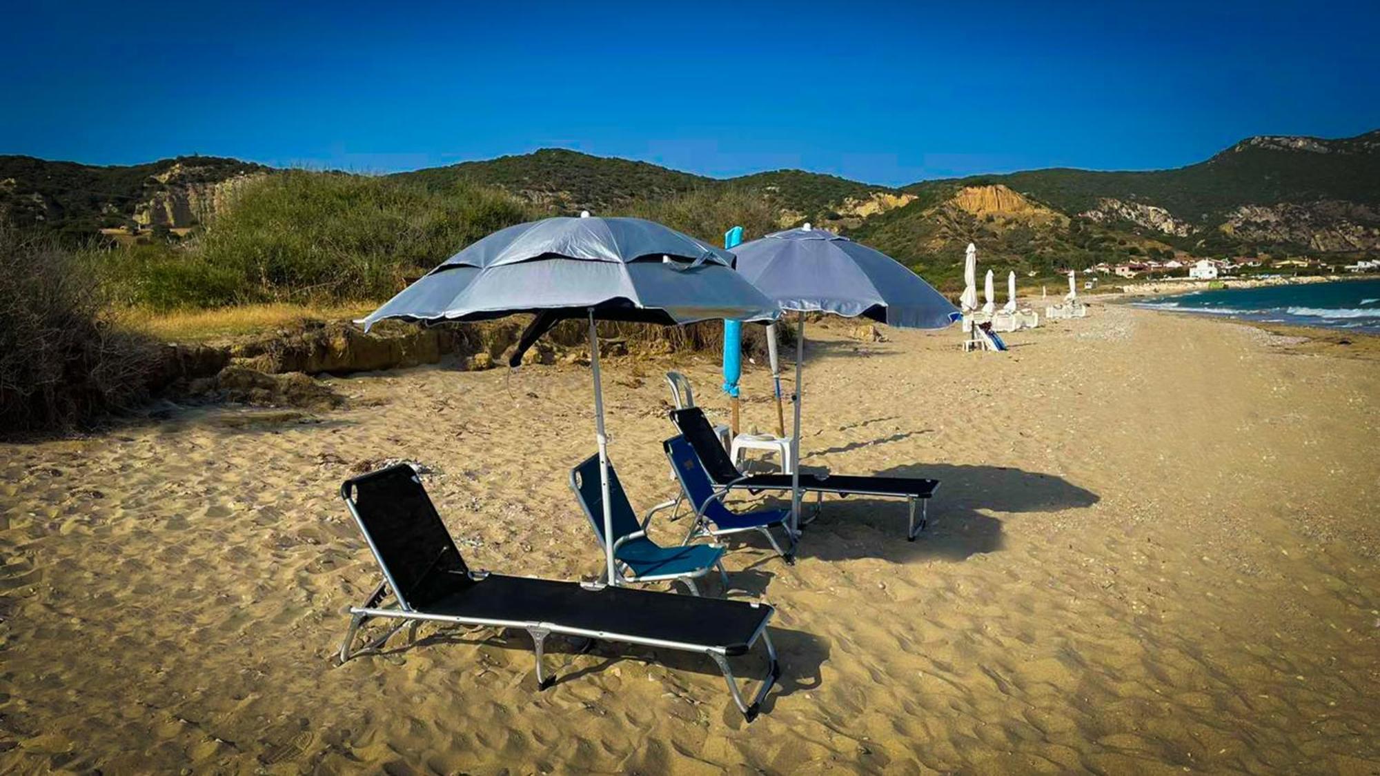 Villa Only Blue Kariani