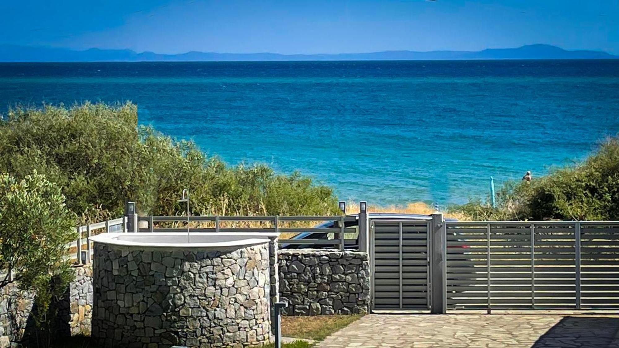 Only Blue Villa Kariani