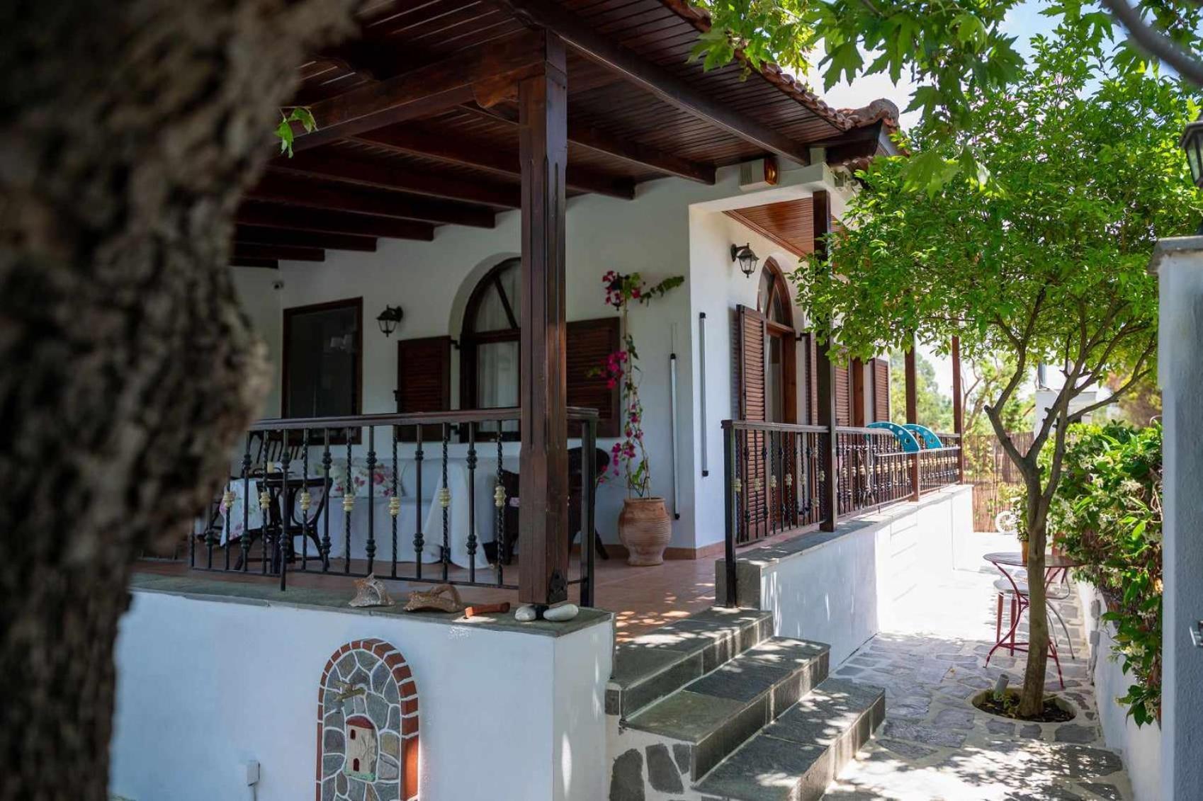 Shada's Pool & Jacuzzi Villa *