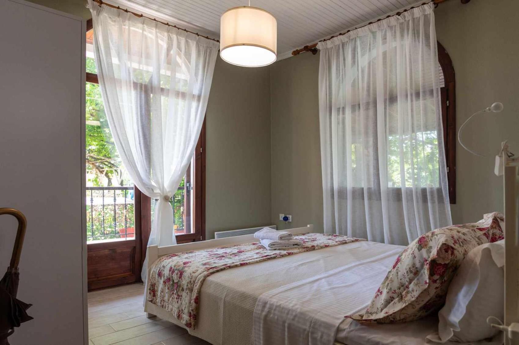 Villa Shada's Pool & Jacuzzi