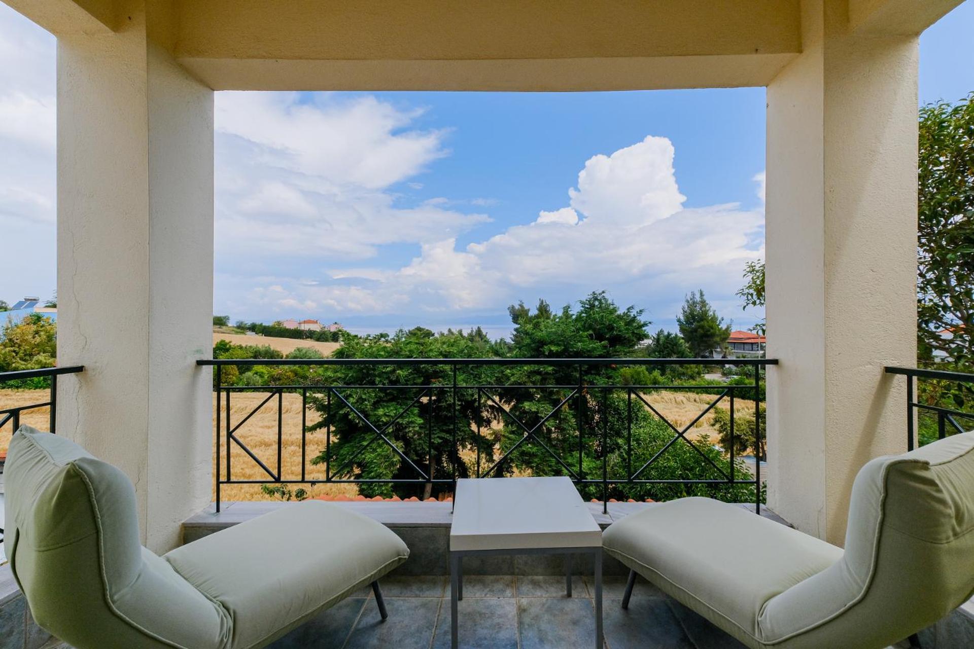 Ioli By Halu! 3bd Family House With Private Garden