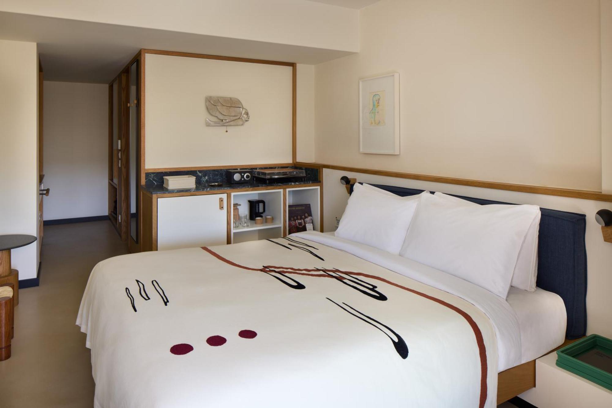 Ace & Swim Club Athens 5*