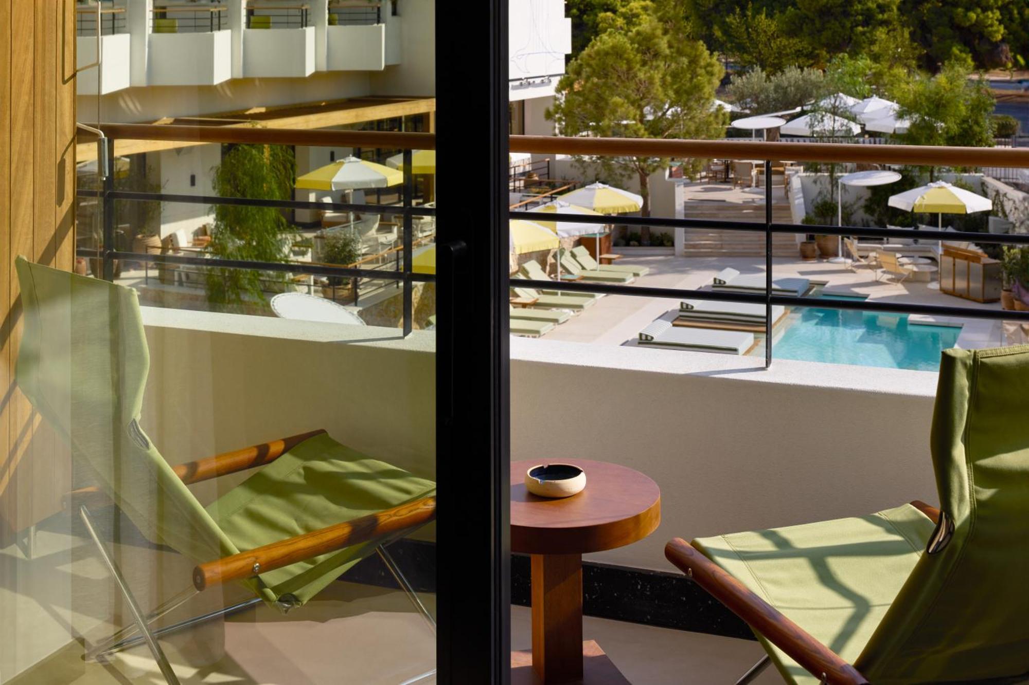 Hotel Ace & Swim Club Athens 5*