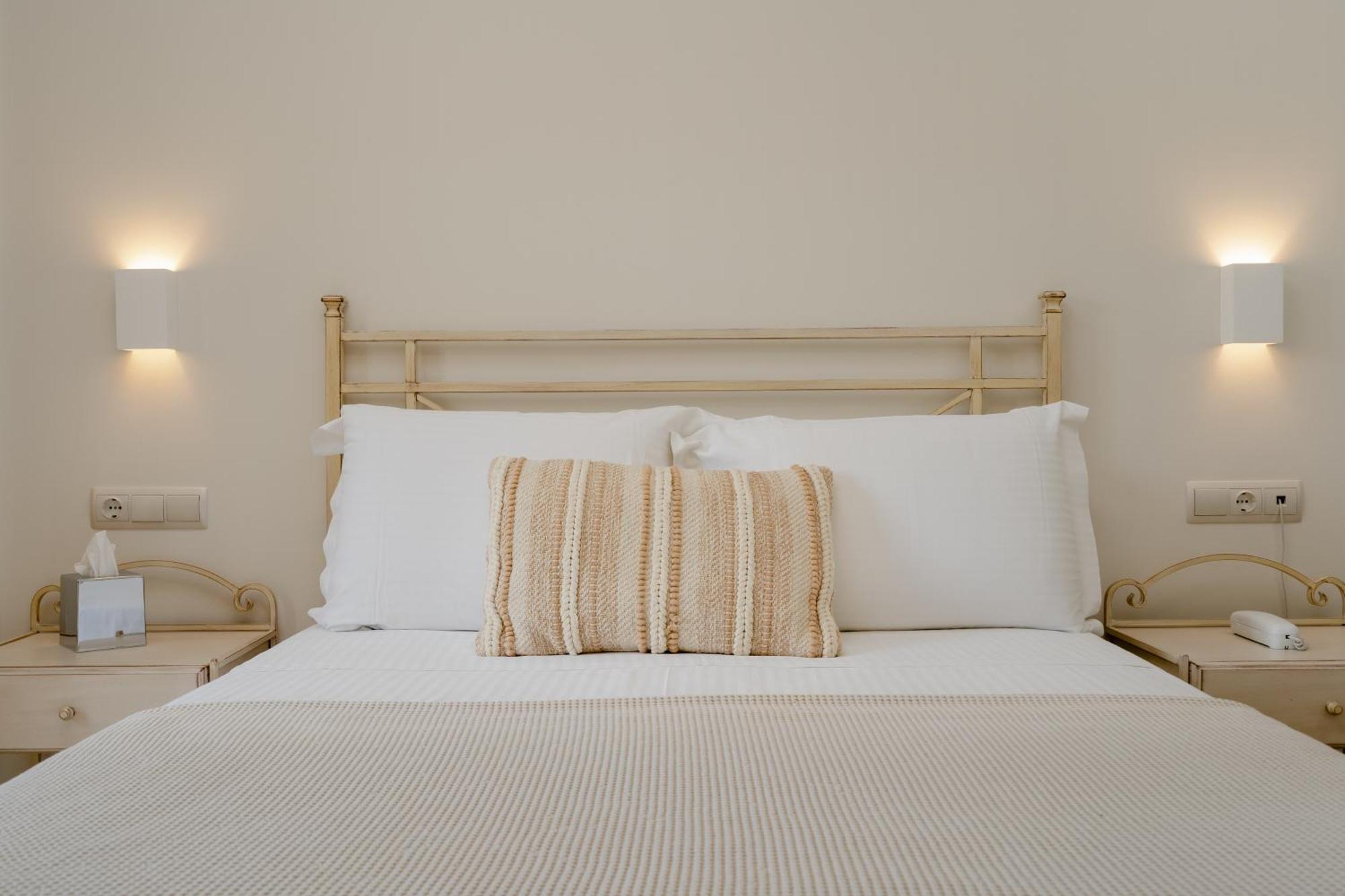 Hotel Finikas Aliko Beach