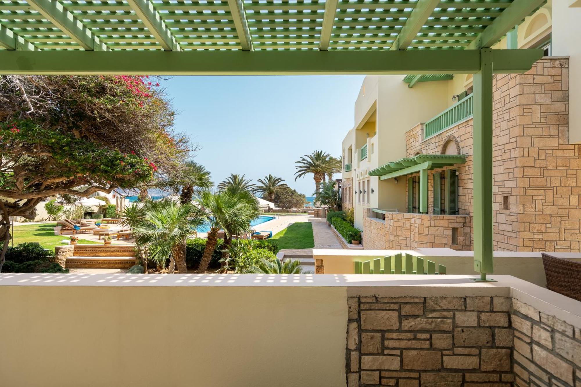 Hotel Finikas Aliko Beach