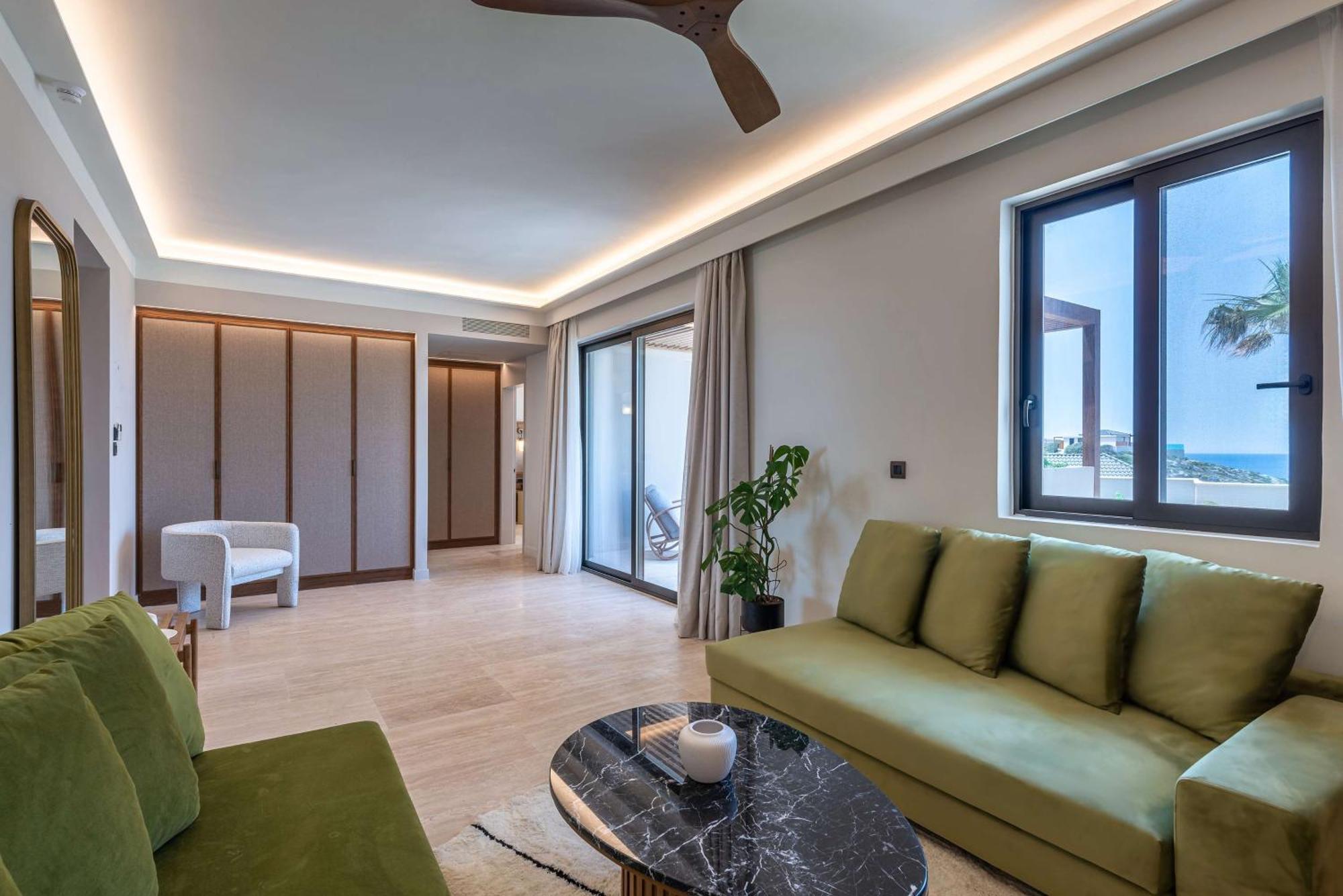 Isla Brown Chania Resort, Curio Collection By Hilton 5*