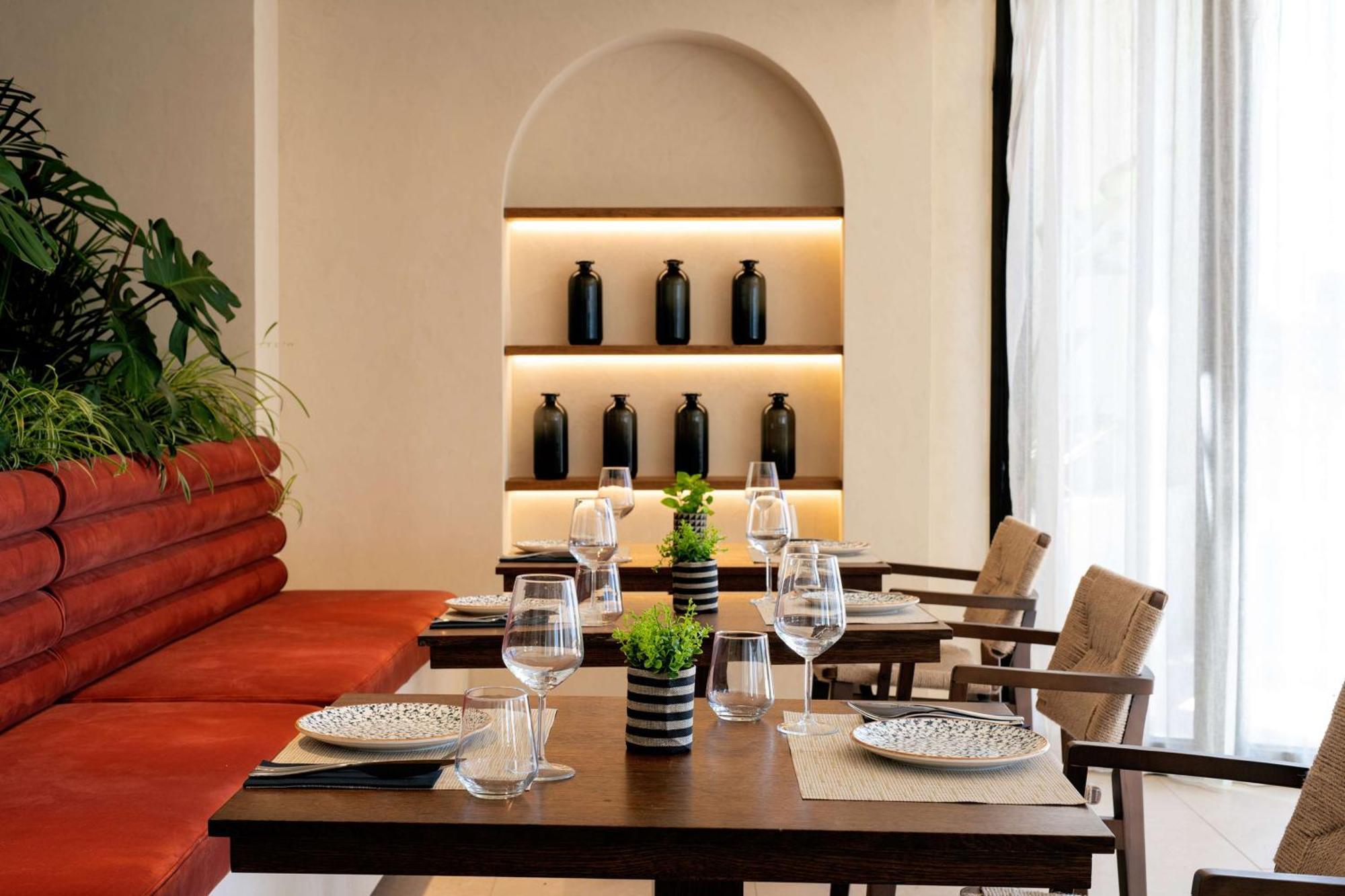 Isla Brown Chania Resort, Curio Collection By Hilton 5*