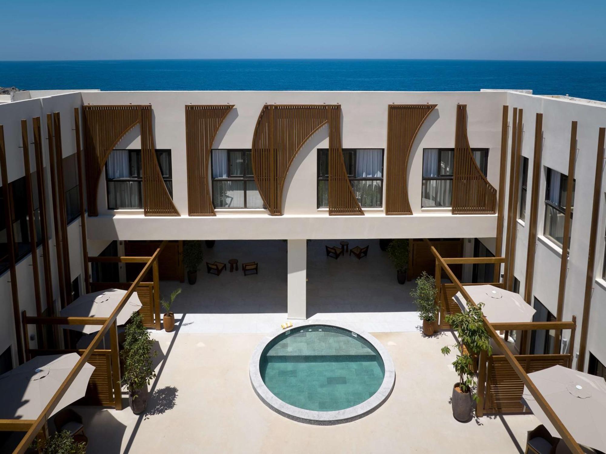 Isla Brown Chania Resort, Curio Collection By Hilton Stavros (Crete)