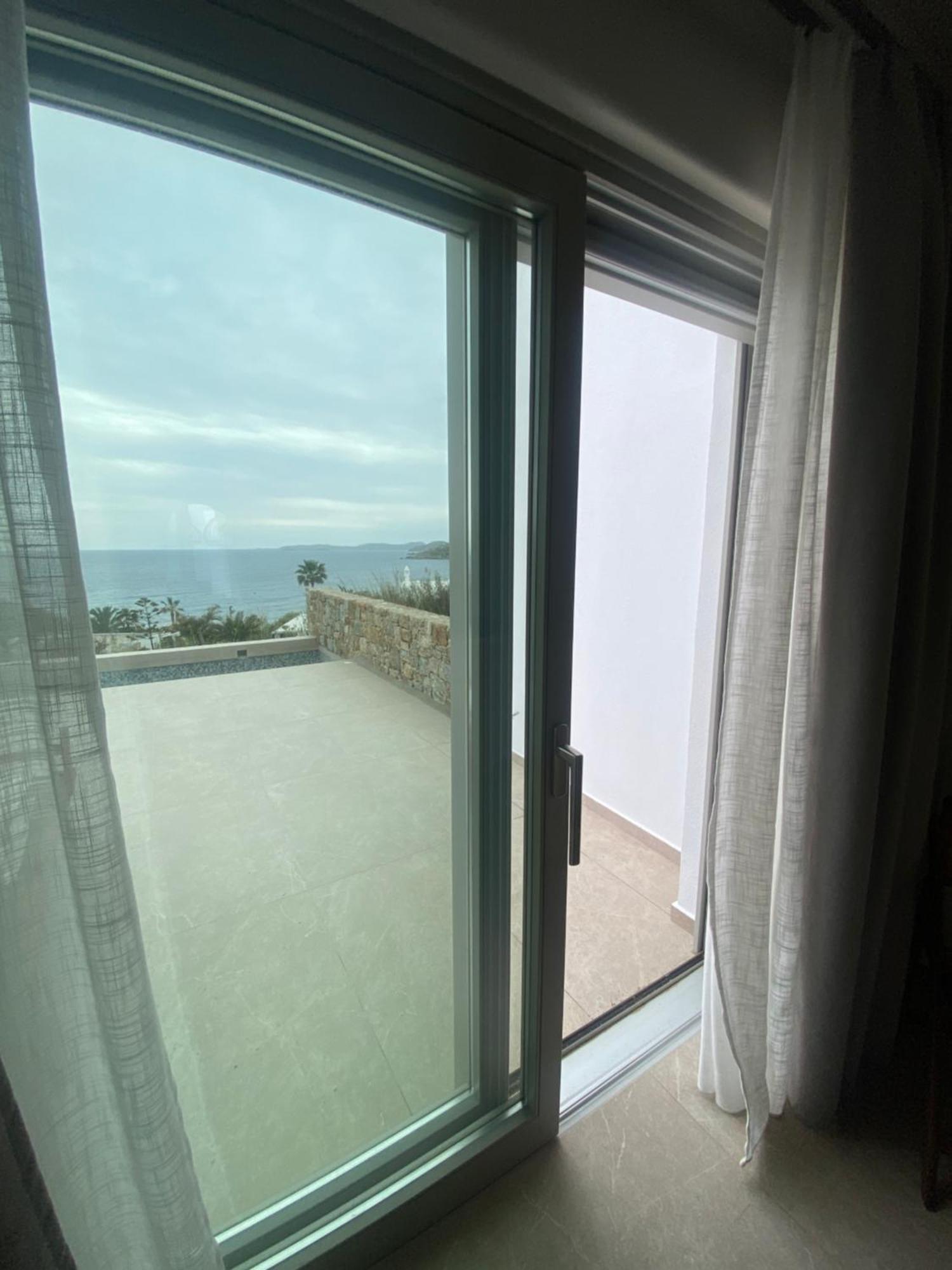 Only Yours , Mykonos Paraga (Mykonos)