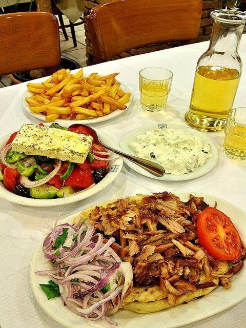 4 Seasons Suites Paradise Near Athens Airport Apartment *