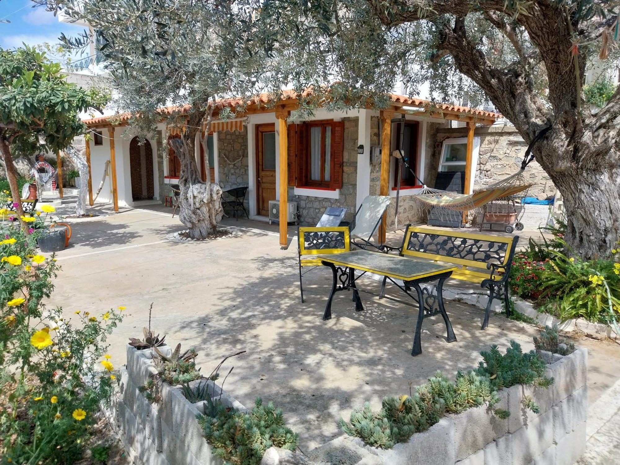Garden Sea View Poros Town