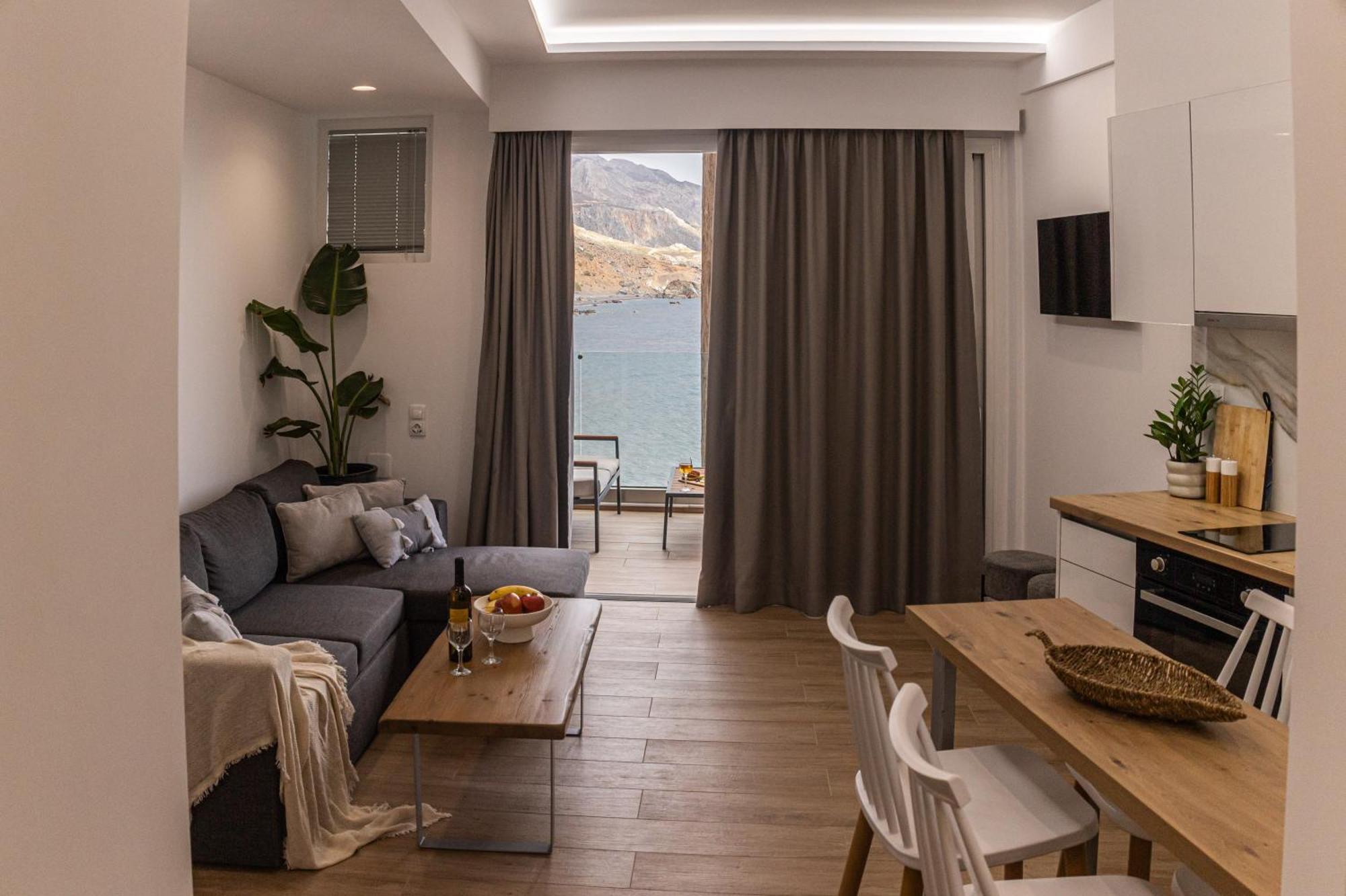 Coastline Of Paradise 3 Apartment