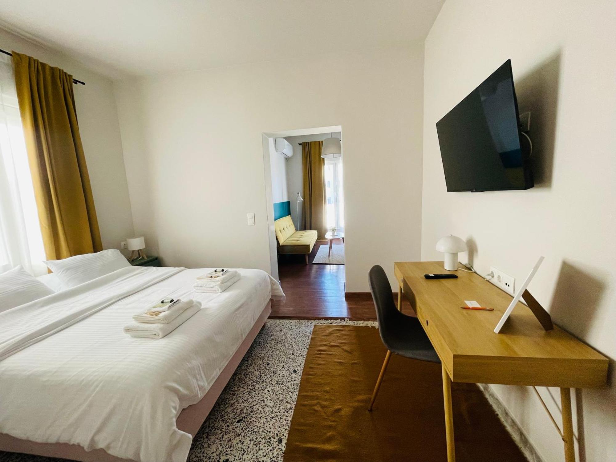 19 Living * Komotini