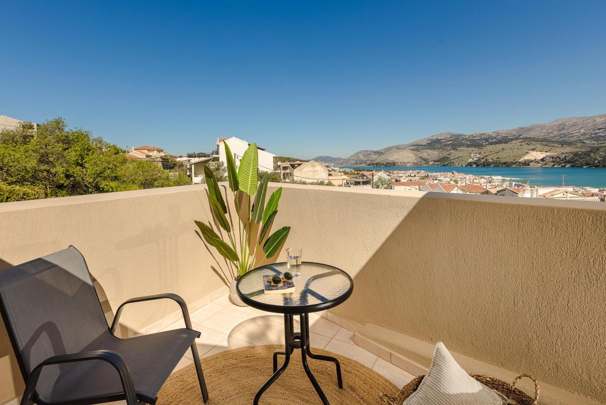 Fanis Elegant Great View &loft