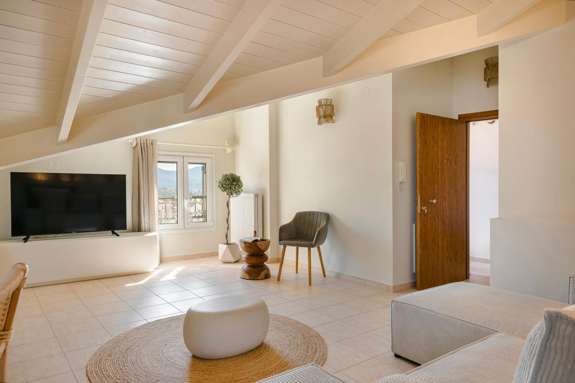 Fanis Elegant Great View &loft * Argostoli (Kefalonia)