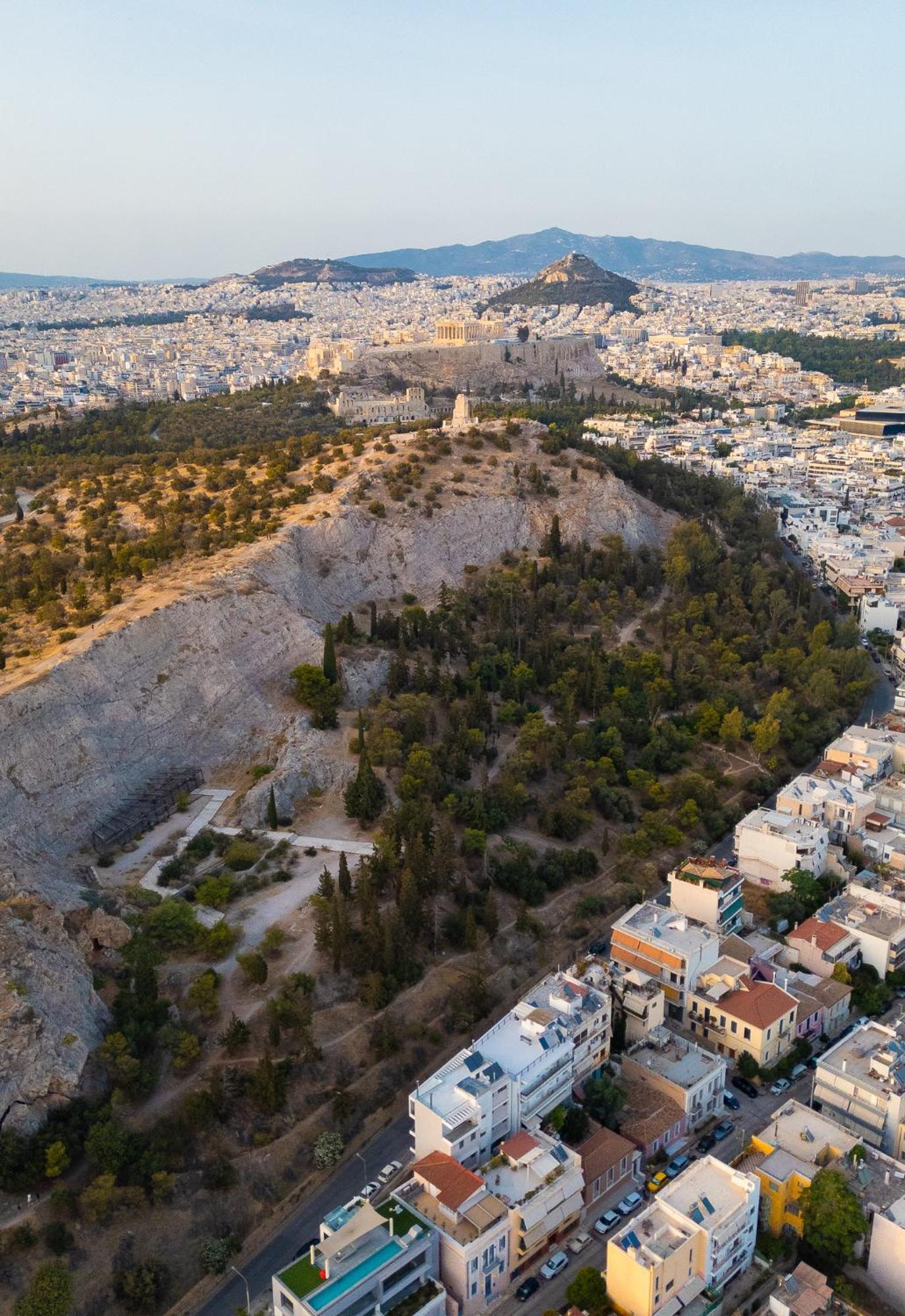 Apartment Amazing View At Filopappou Hill In Koukaki! Athens