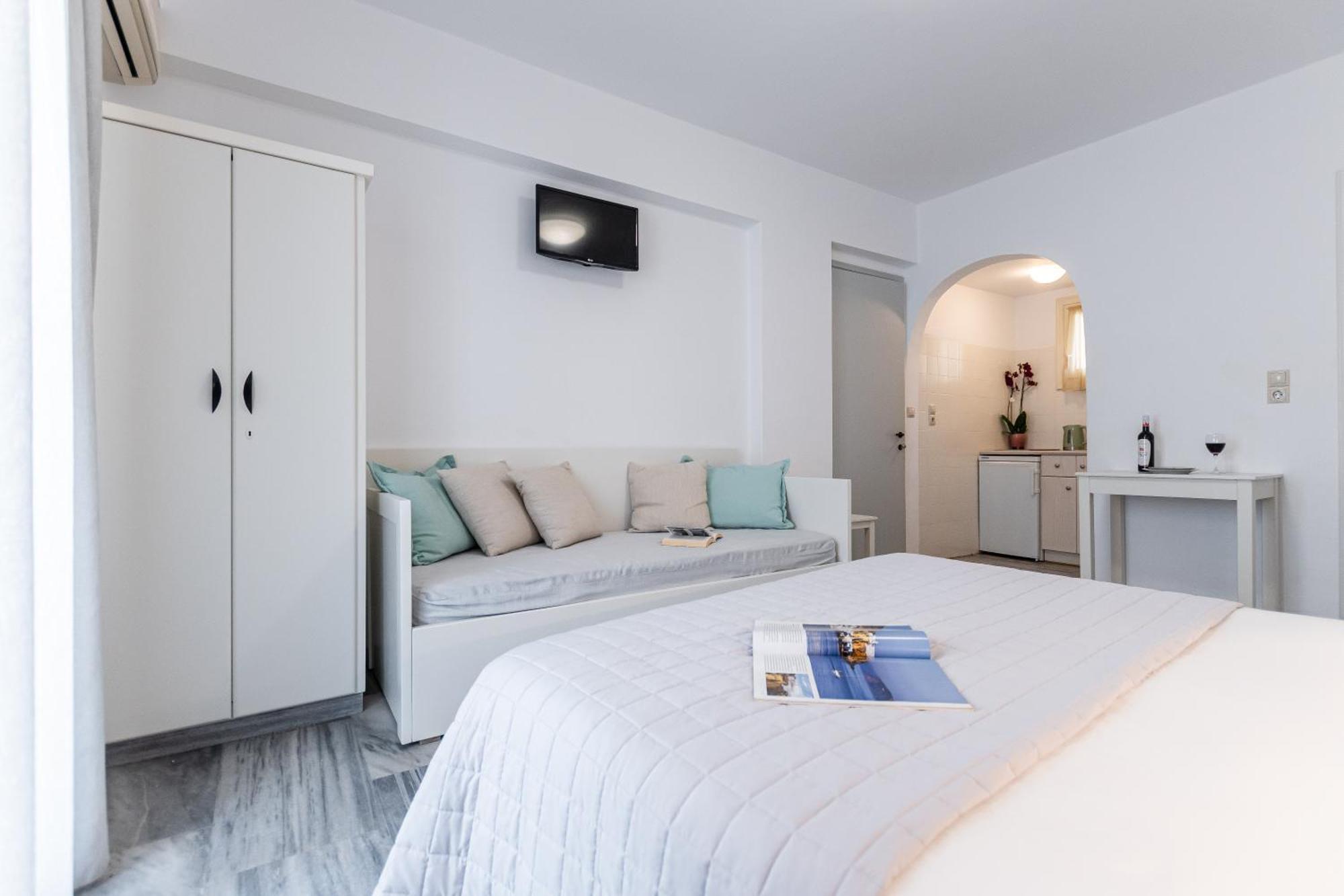Azur Playa Naxos Hotel