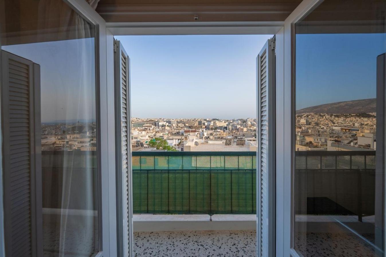 Amazing View At Filopappou Hill In Koukaki! Apartment