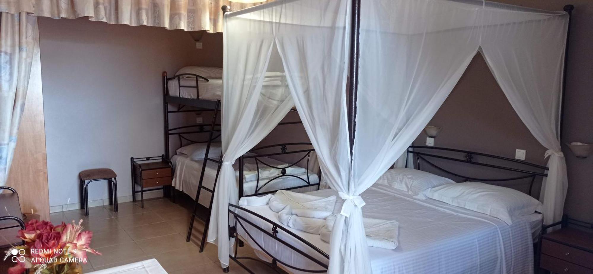 Aparthotel Savvas 2*