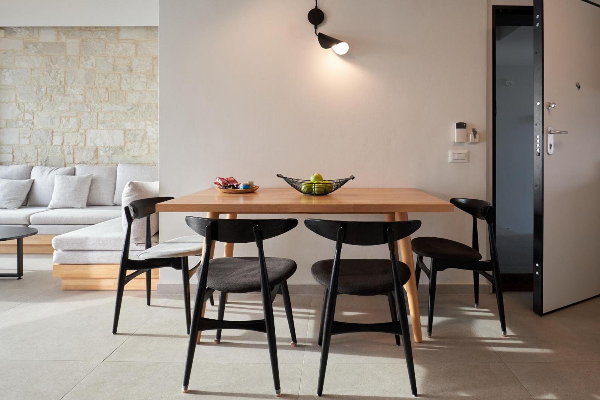 Pachnes Luxury - Heated Pool, Sea View Apartment Kounoupidhiana