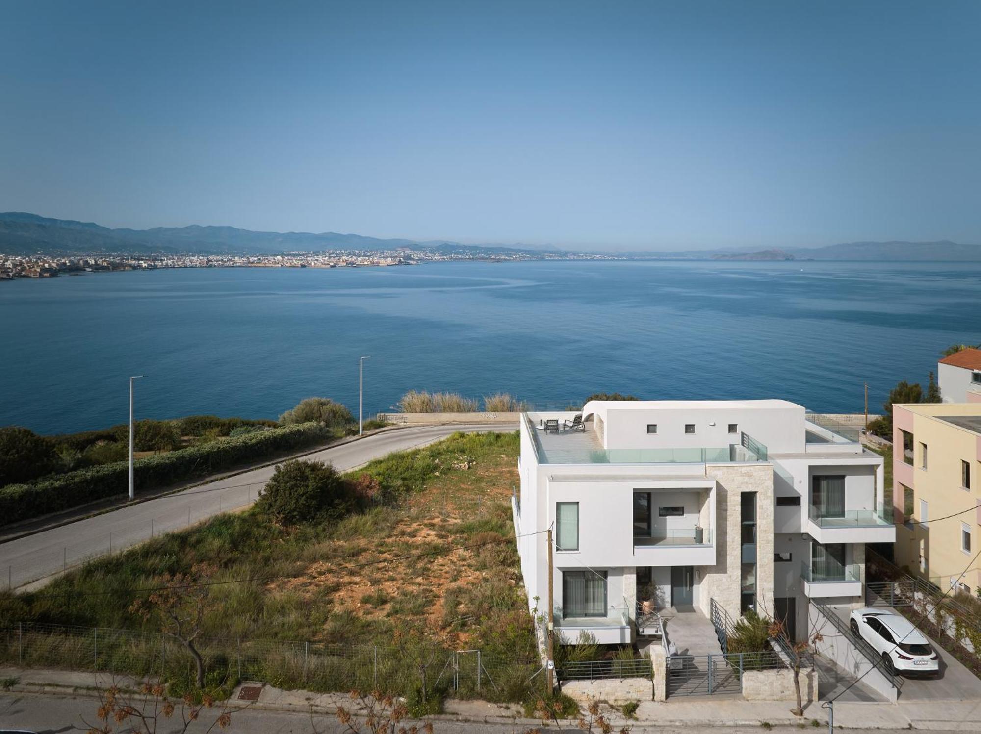 Pachnes Luxury - Heated Pool, Sea View *
