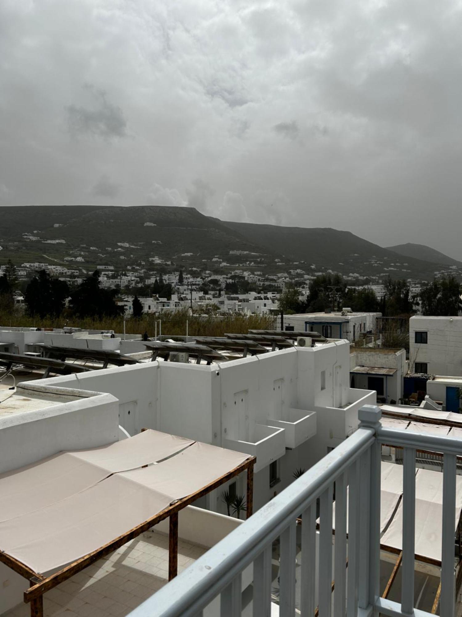 Livadia Parikia (Paros)
