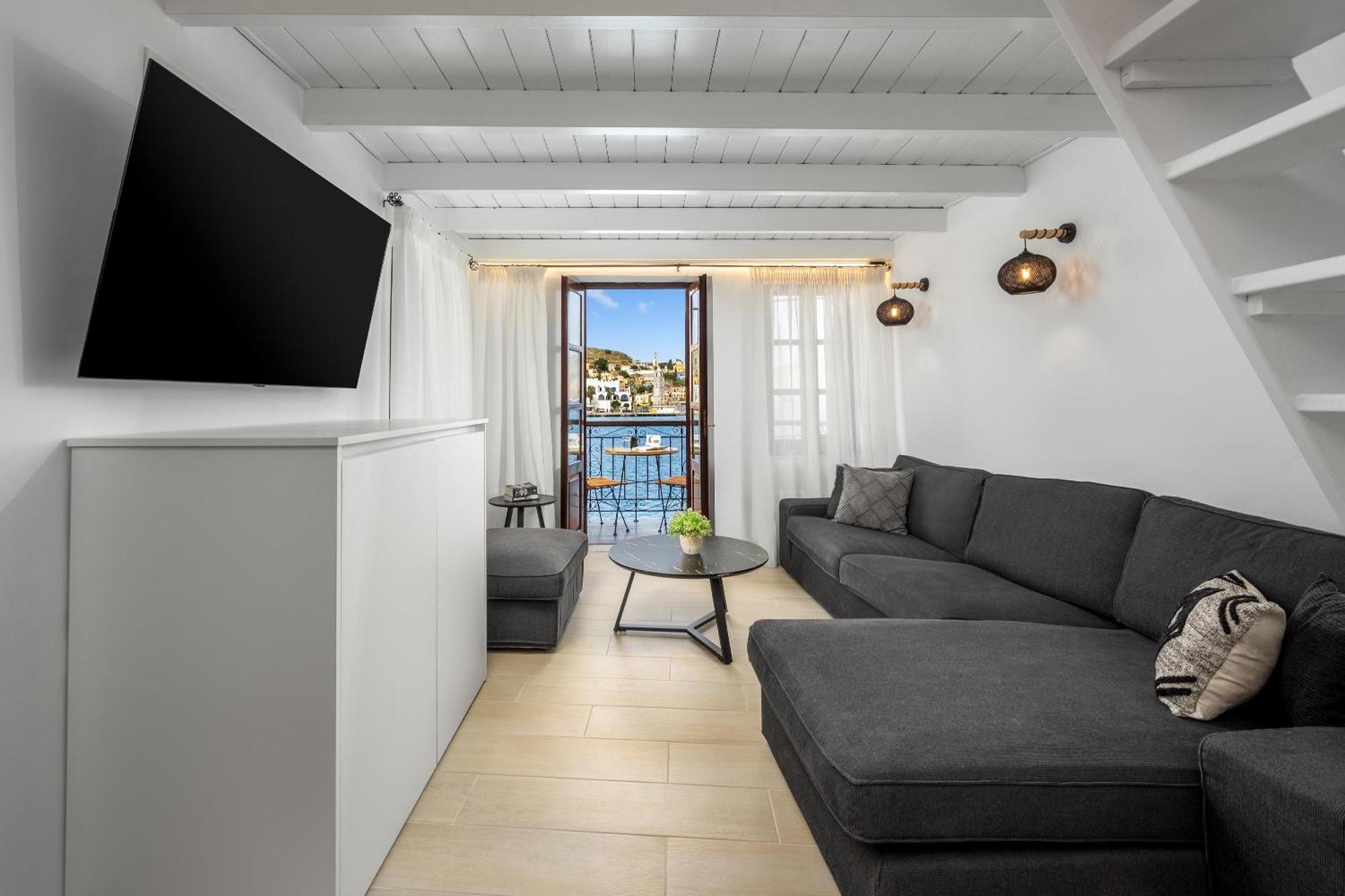 Marias Sea House Apartment Symi