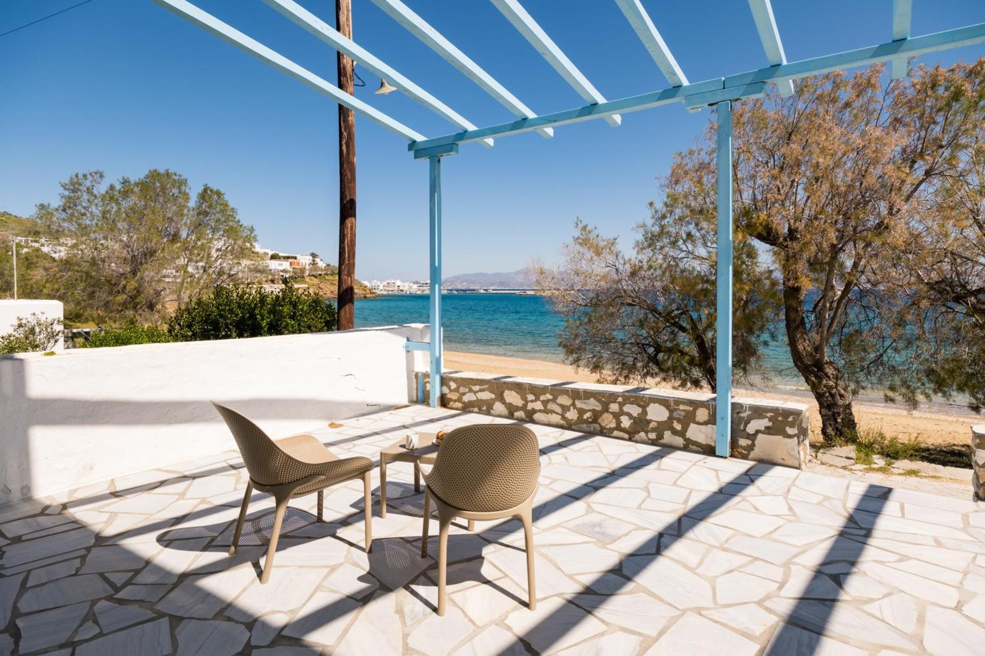 Afroditi Parikia (Paros)