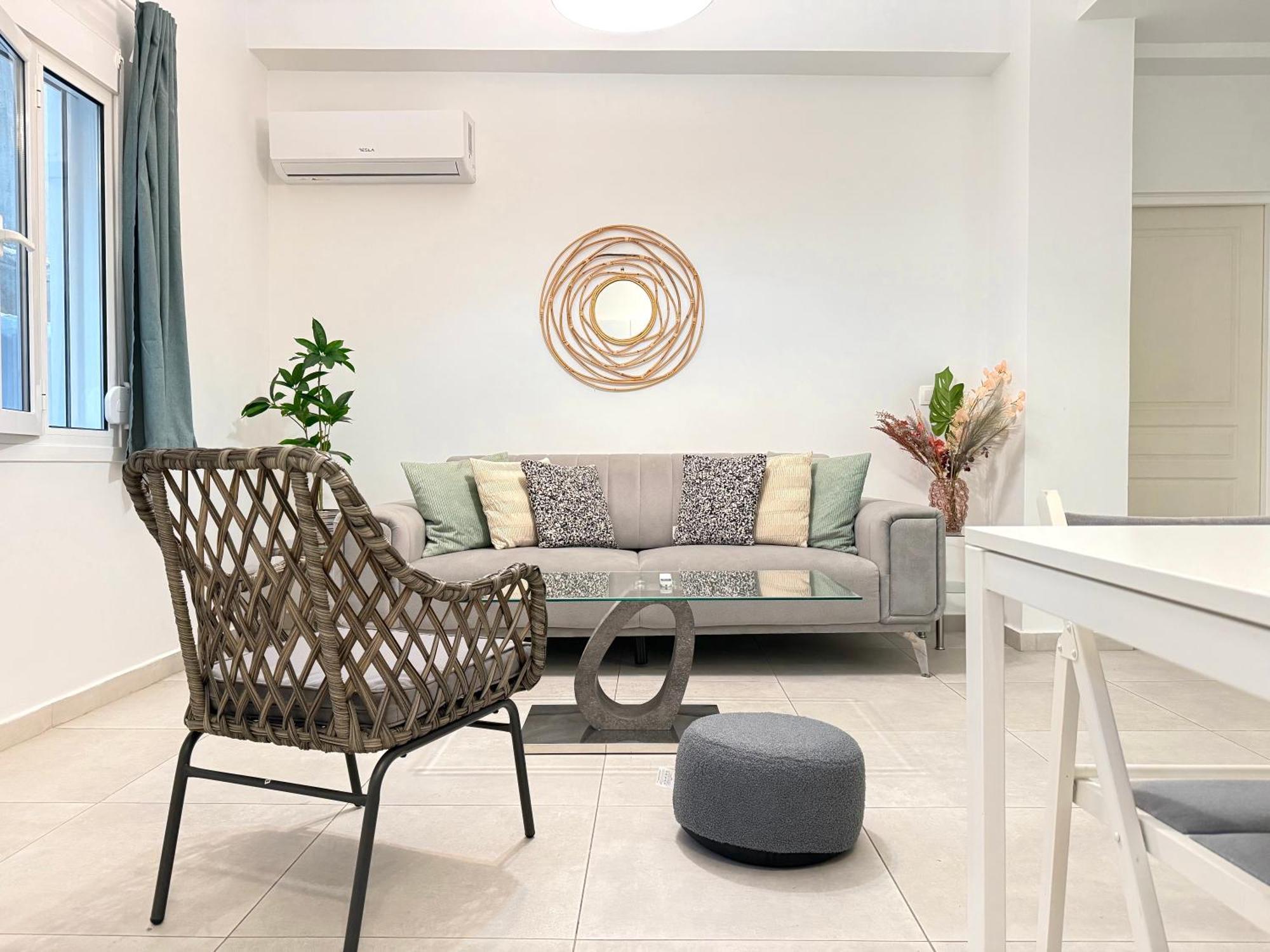 P&p Boutique Apartment Athens