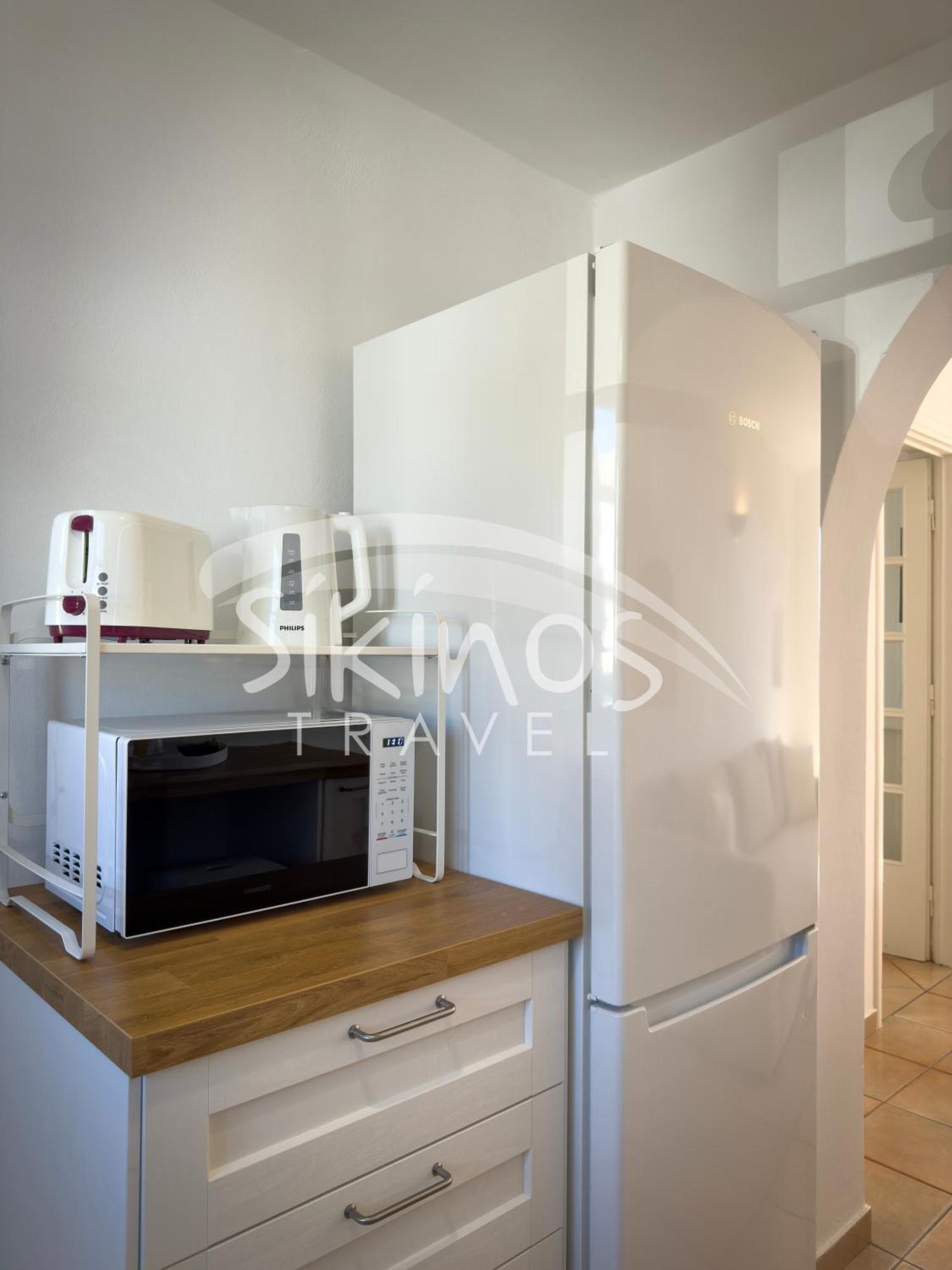 Beachfront Cycladic House * Folegandros Town